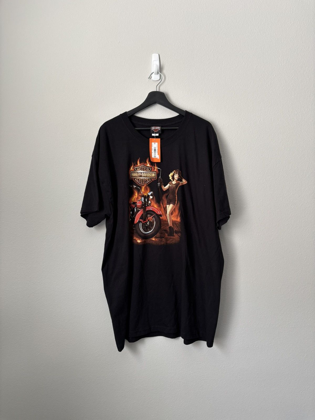 Harley Davidson Vintage DEADSTOCK 2008 Harley Barbs Pinuup Tee Size US XL / EU 56 / 4 - 1 Thumbnail