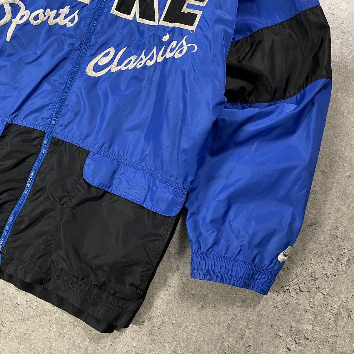 Nike × Vintage Nike Sports Classics 90s Raincoat Vintage Light Jacket Size US XL / EU 56 / 4 - 7 Thumbnail