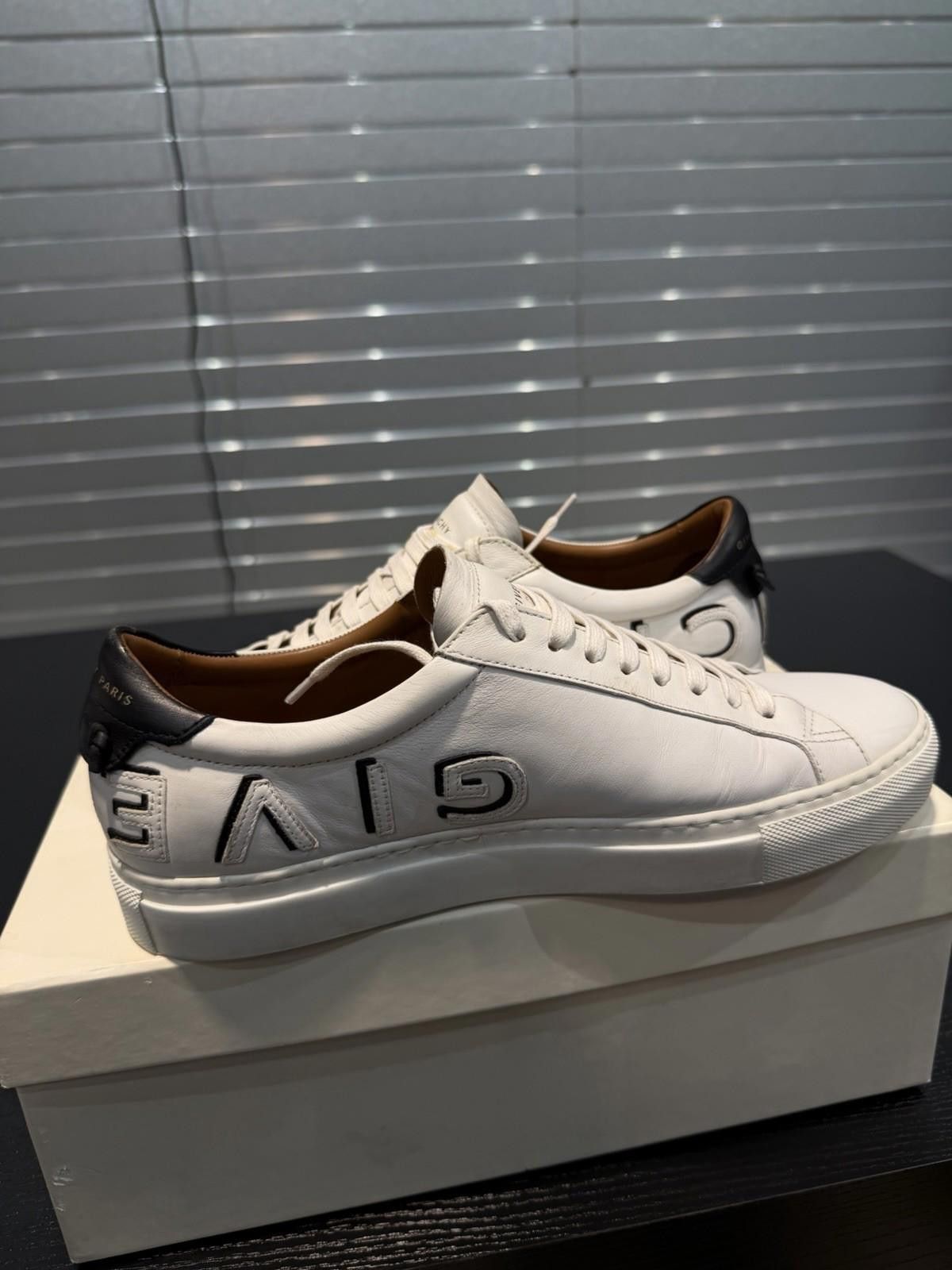 Givenchy Givenchy Parish Men’s Sneakers Size 41.5EU/8.5US Leather Size US 8.5 / EU 41-42 - 8 Thumbnail
