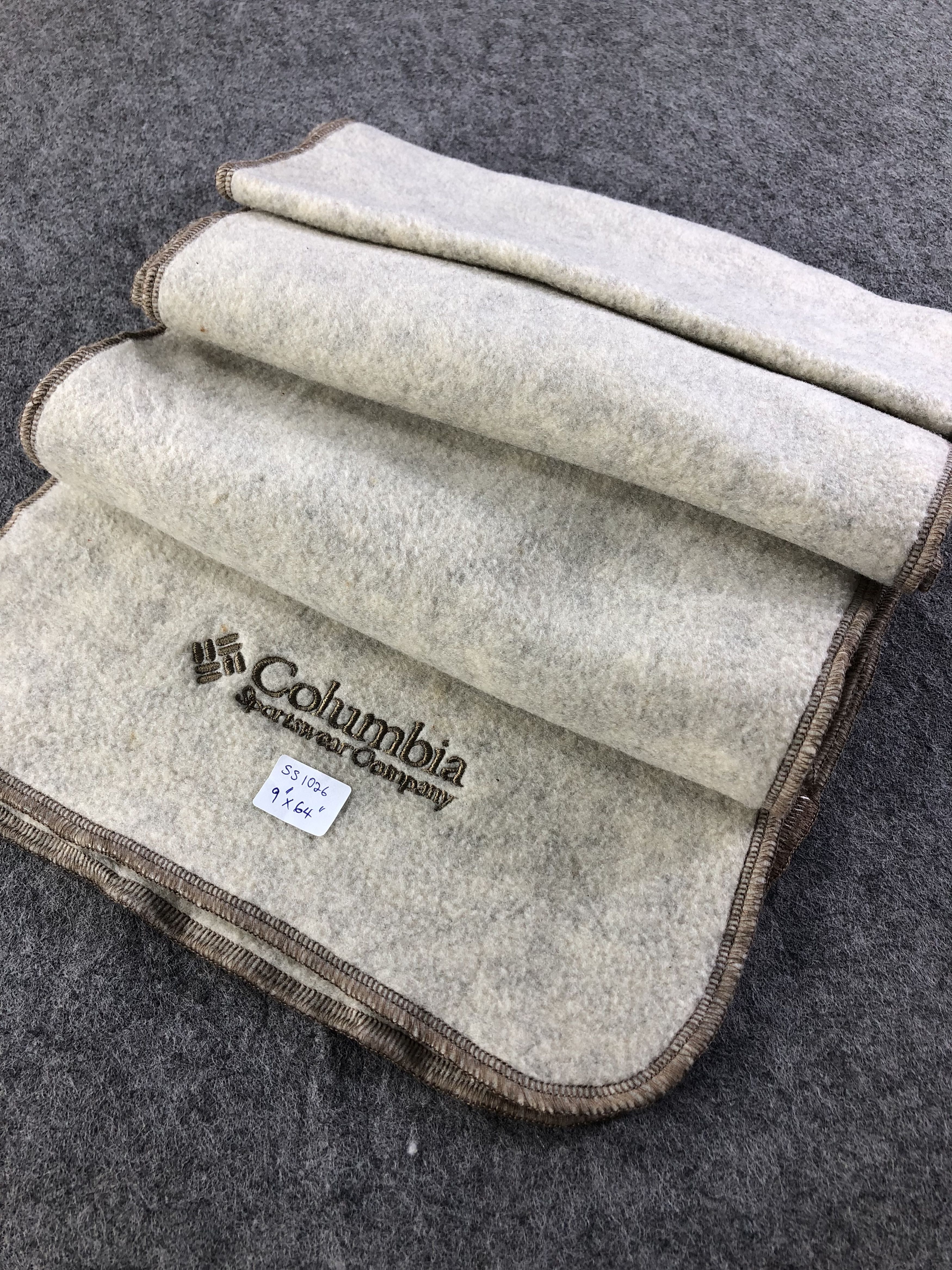Columbia Columbia Scarf / Muffler / Neckwear Size ONE SIZE - 2 Thumbnail