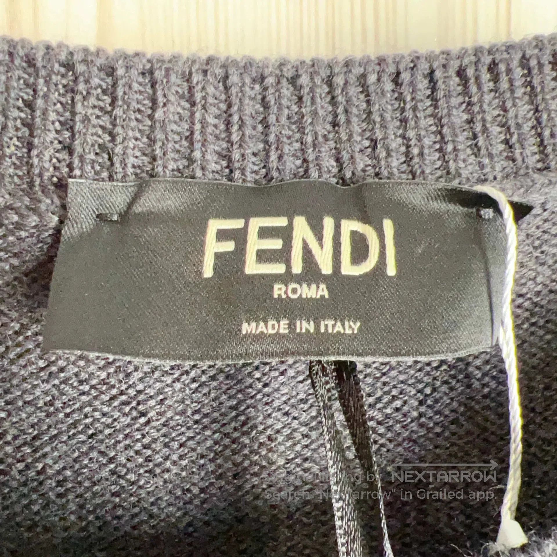 Fendi Fendi Sleeveless Top Size 52 New Condition. Size US L / EU 52-54 / 3 - 2 Thumbnail