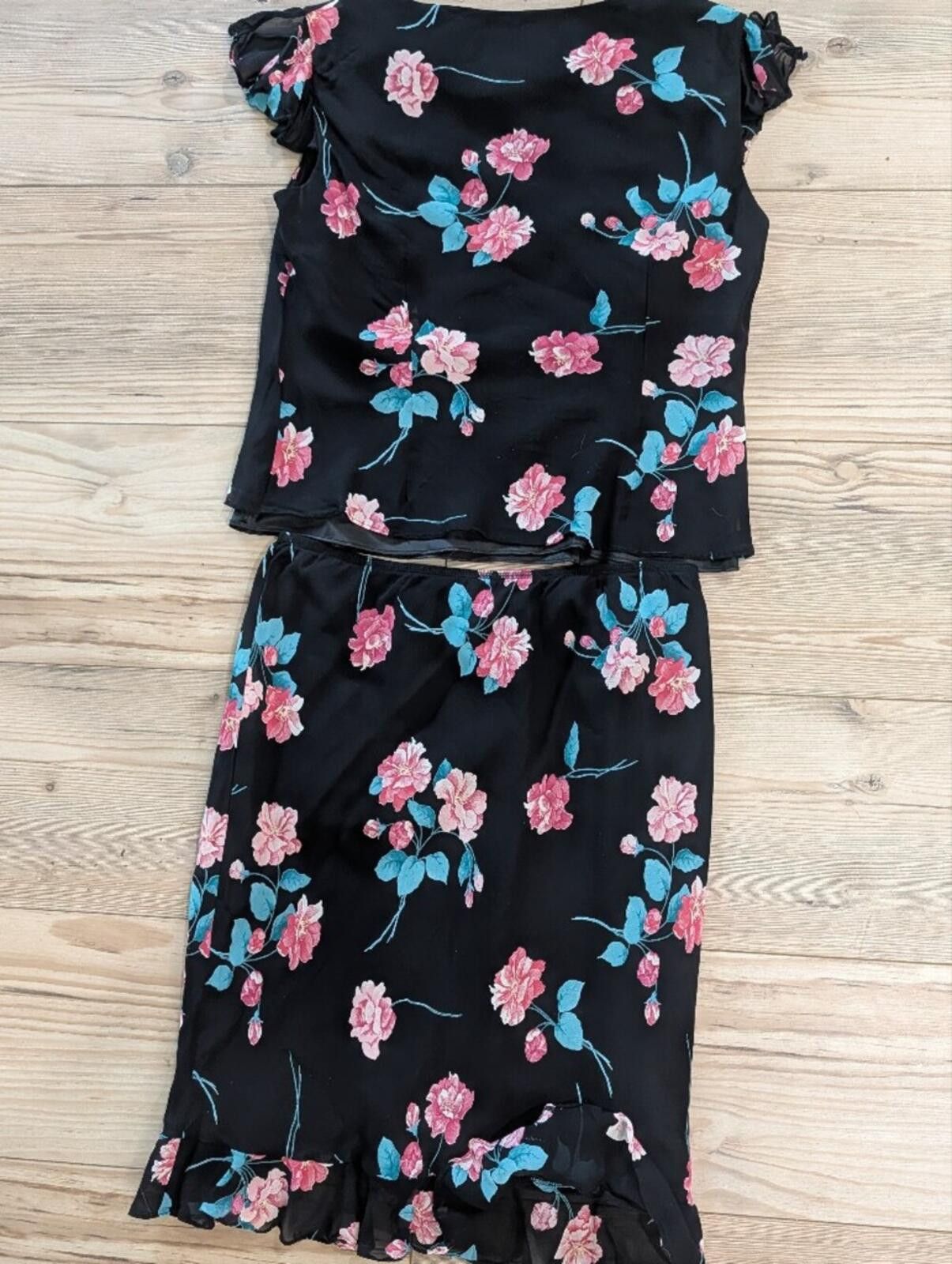 Evan Picone Evan Picone Black Top And Skirt with Pink Floral Accent Size 34" / US 12 / IT 48 - 6 Thumbnail