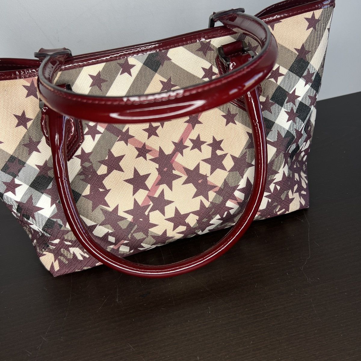 Burberry × Designer Burberry Nova Check Handle Shoulder Bag Nova Check Stars Size ONE SIZE - 7 Thumbnail