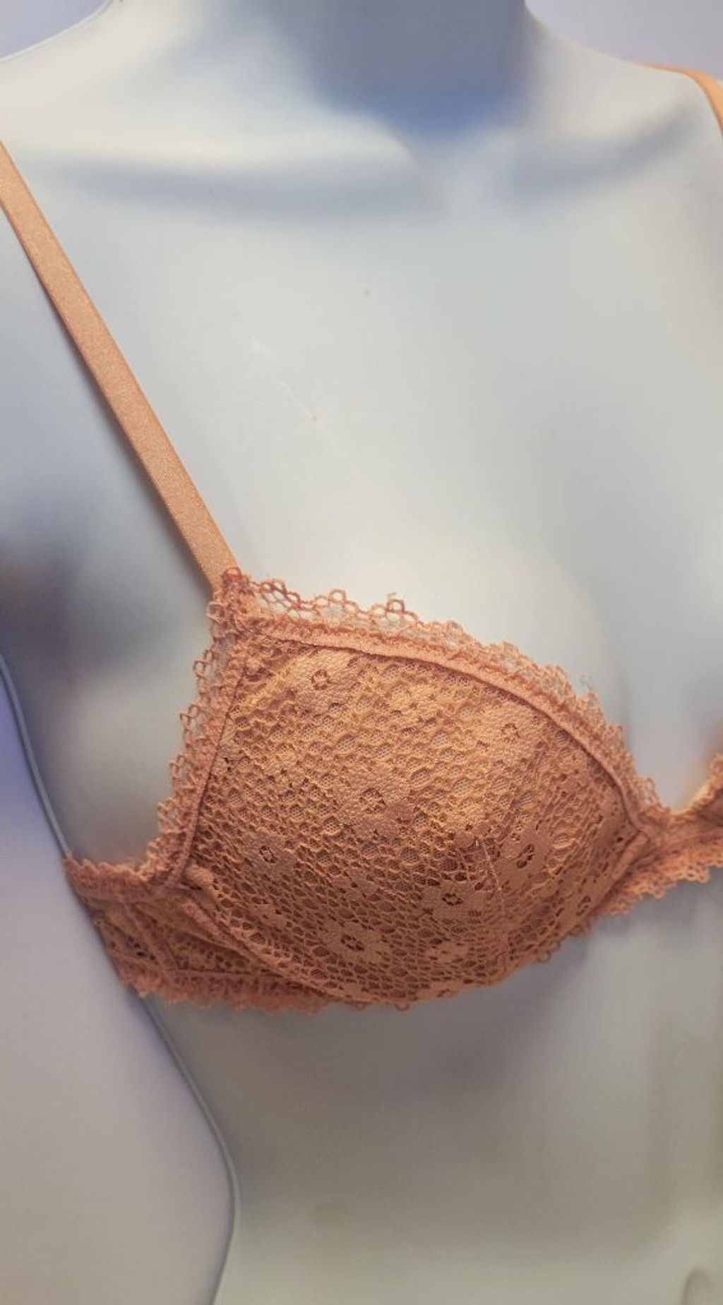 Victoria's Secret Victoria's Secret unlined lace underwired bralette size XS Size ONE SIZE - 3 Thumbnail