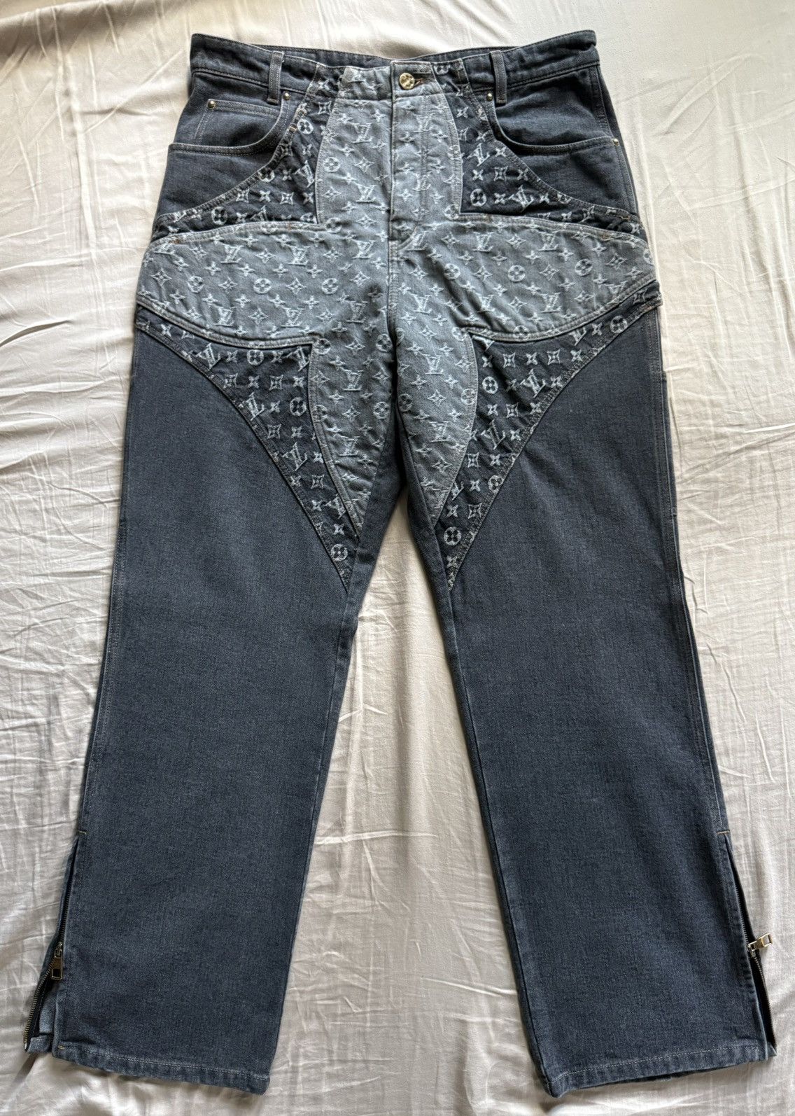 Louis Vuitton Louis Vuitton Flower Denim Pants Size US 36 / EU 52 - 1 Thumbnail
