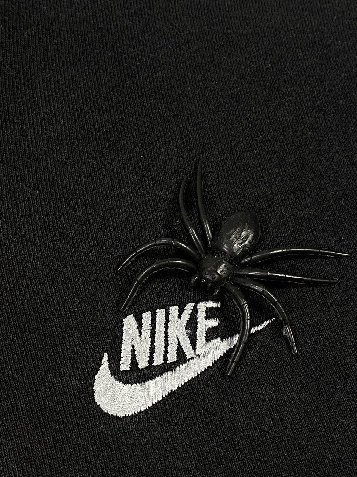 Nike 🔥LASTDROP🔥 Vintage 90s Nike Opium Poison Spiders Sweatshirt Size US S / EU 44-46 / 1 - 6 Thumbnail