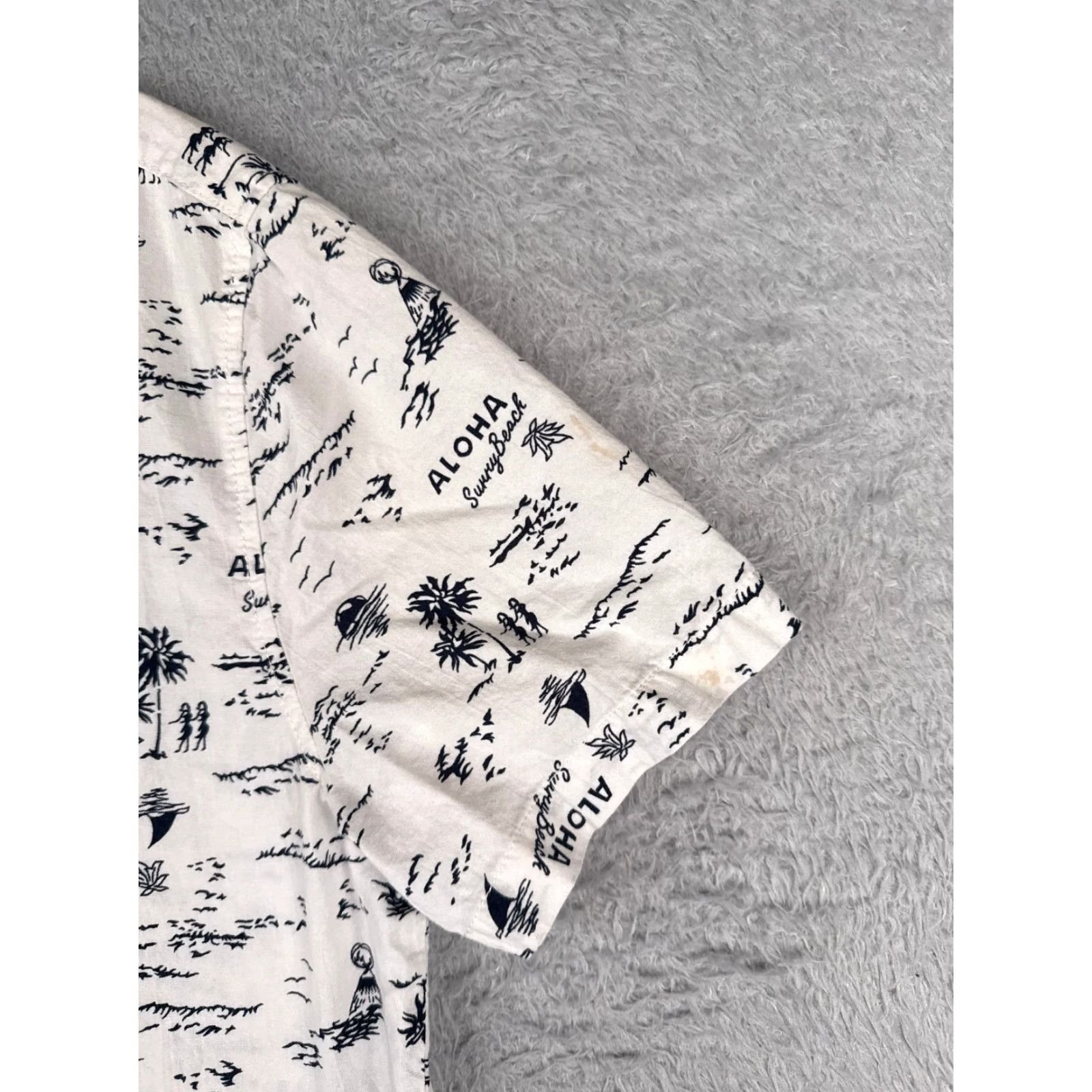 H&M H&M Hawaiian Shirt Adult Medium White Floral Button-Up Casual Summer Mens Size US M / EU 48-50 / 2 - 2 Thumbnail