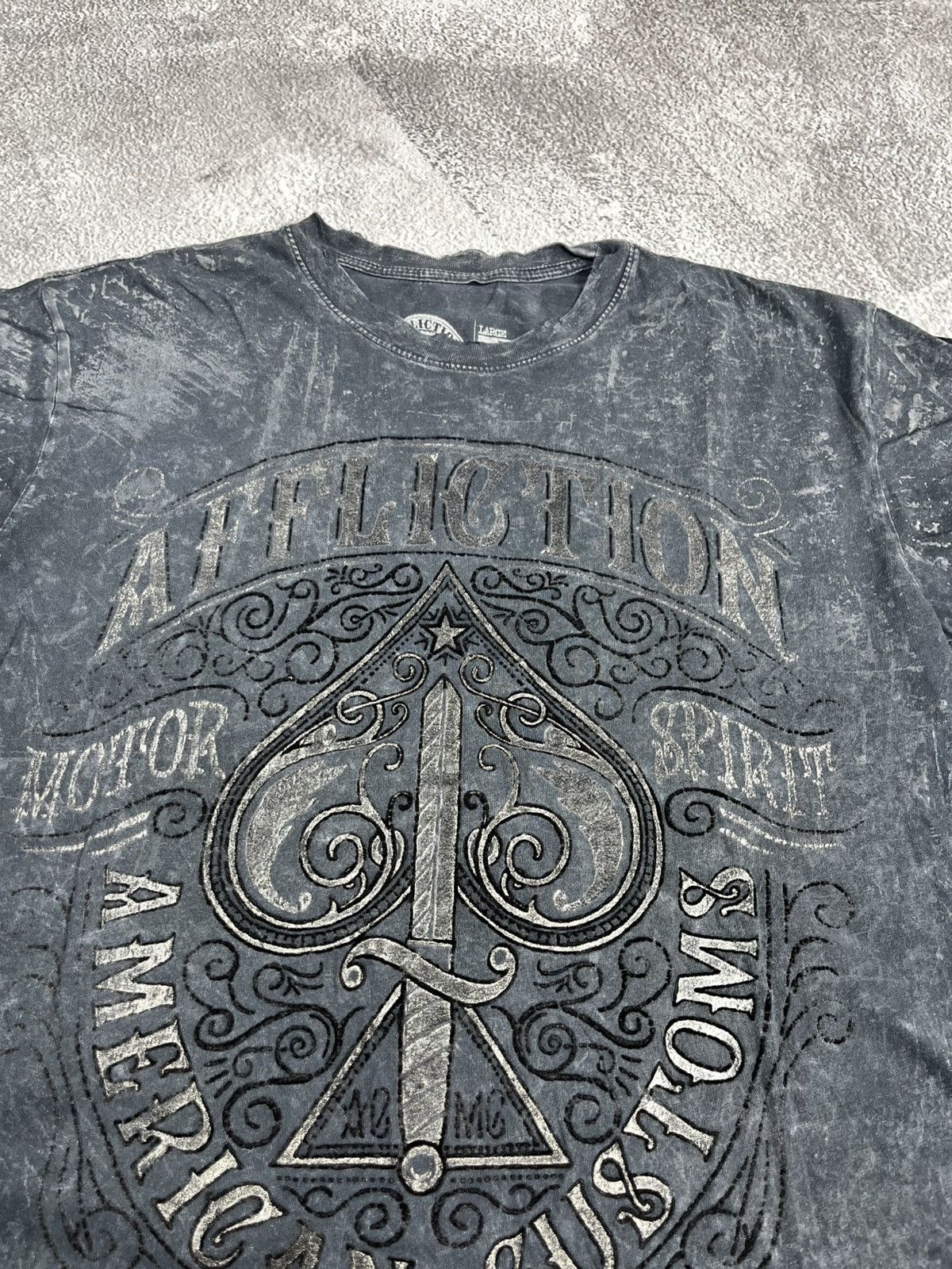 Vintage AFFLICTION MENS DEATH SPADE SS T-SHIRT Size US L / EU 52-54 / 3 - 4 Thumbnail