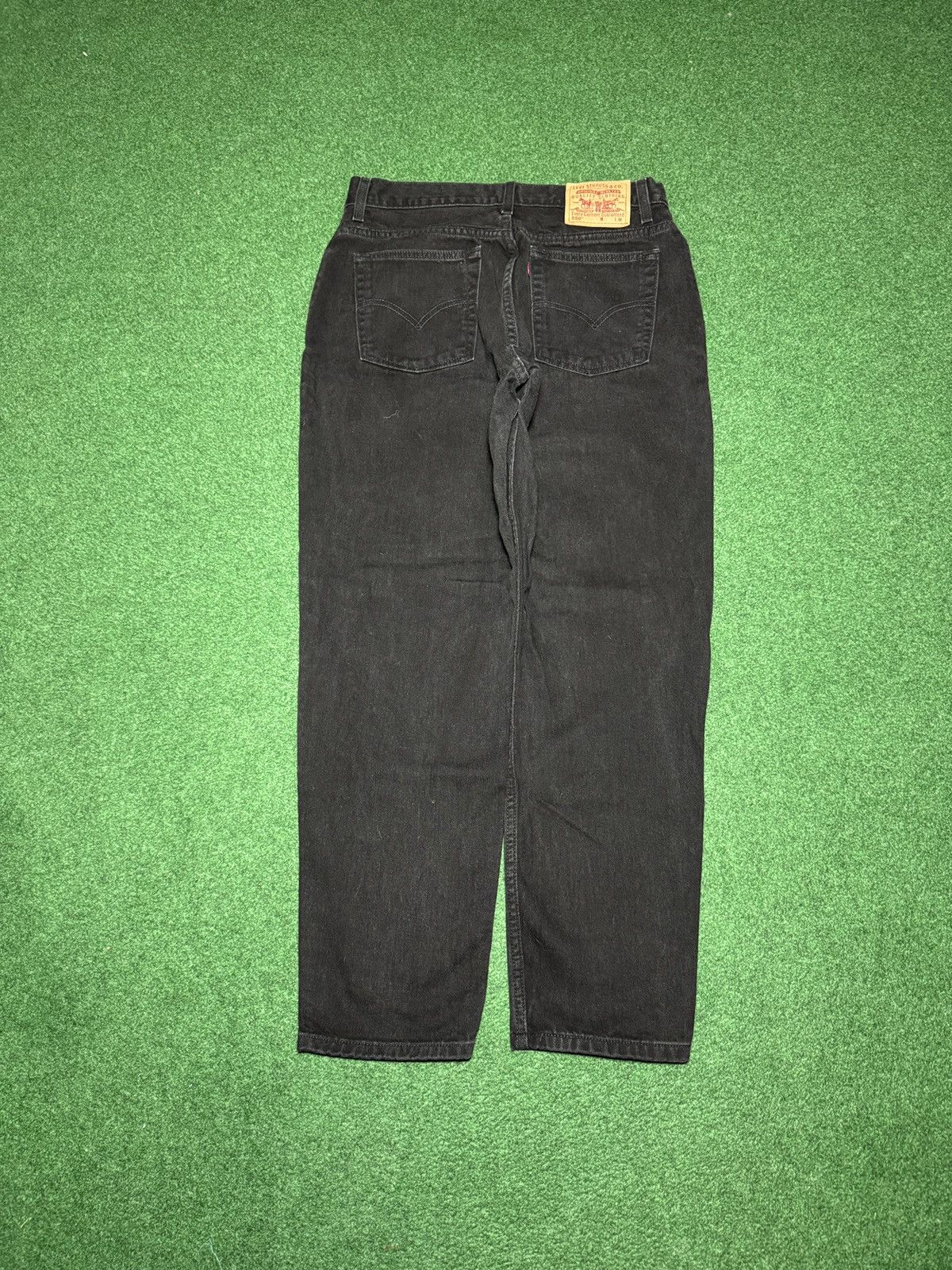 Levi's Vintage Clothing Vintage Levi’s 550 Relaxed 16 Black Dark Denim 34x30 Jeans Size 38" / US 16 / IT 52 - 1 Thumbnail