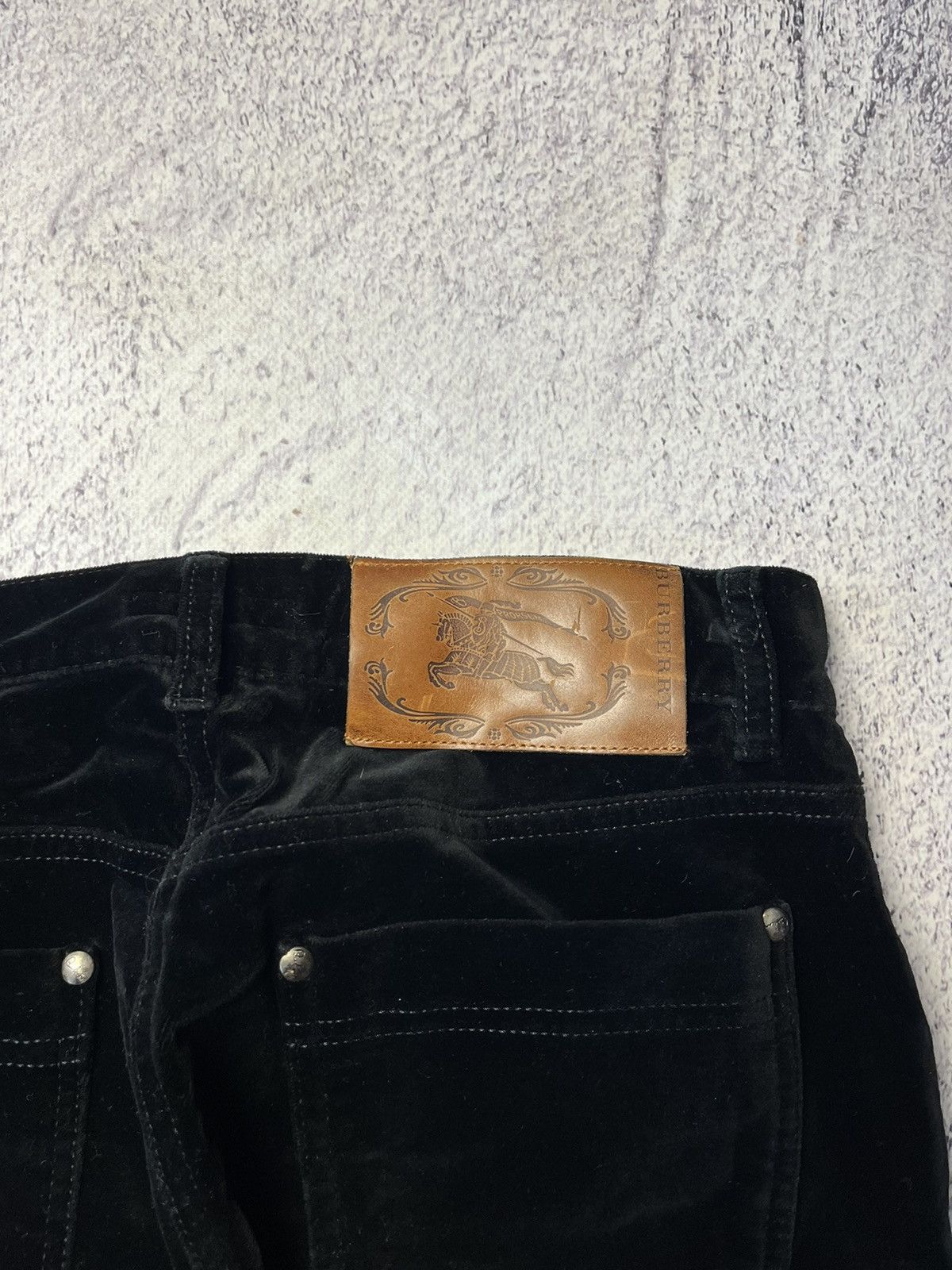 Burberry Vintage Burberry Velveteen Pants Y2K Size 28" / US 6 / IT 42 - 17 Thumbnail