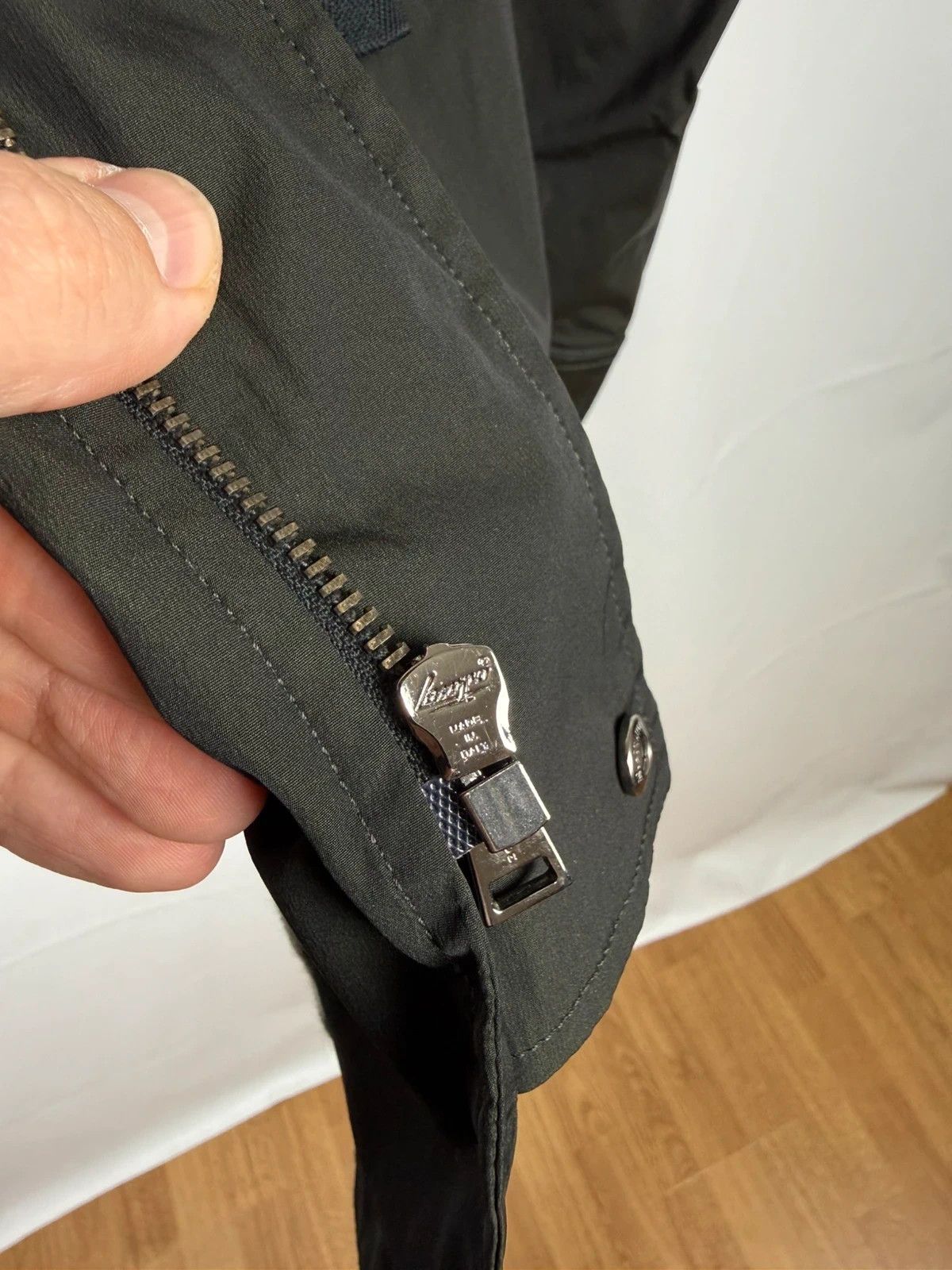 Aquascutum Aquascutum Shimmer Dark Green Jacket size L Size US L / EU 52-54 / 3 - 12 Thumbnail