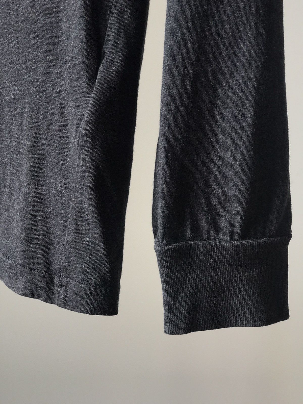 Carhartt Carhartt streetwear pocket logo long sleeve shirt grey Size US S / EU 44-46 / 1 - 4 Thumbnail