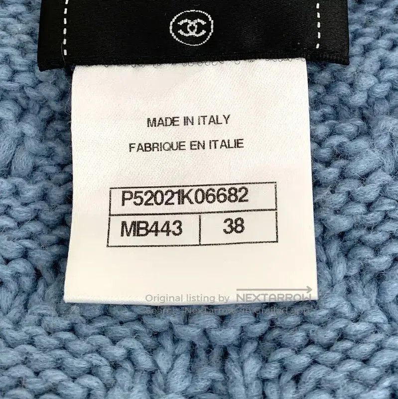 Chanel Chanel Women's Blue Wool Cardigan with Floral Detail . Size S / US 4 / IT 40 - 8 Thumbnail