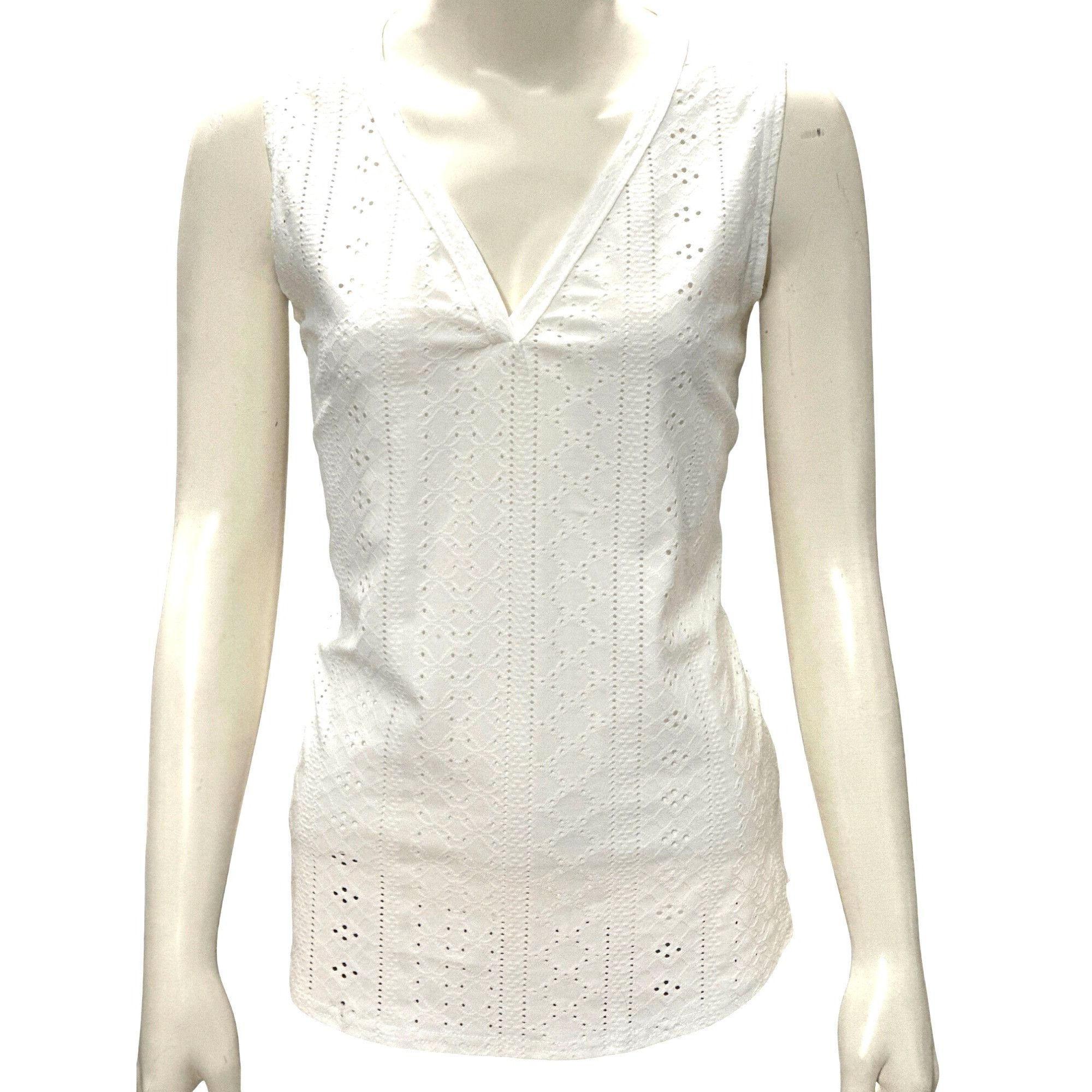 Other CCC Medium White Sleeveless V Neck Eyelet Pattern Polyester Size M / US 6-8 / IT 42-44 - 1 Thumbnail