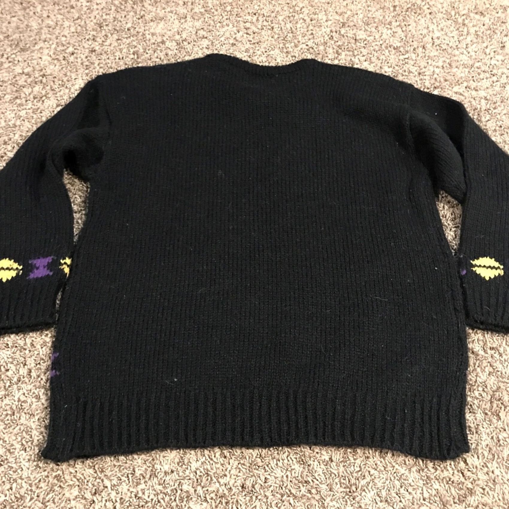Vintage VINTAGE Genesis Sweater Womens M Acrylic Shoulder Pads Black Pullover Crew Neck Long Sleeve Crochet Geometric Pattern 26” / 21” Chest Womens Size M / US 6-8 / IT 42-44 - 3 Thumbnail