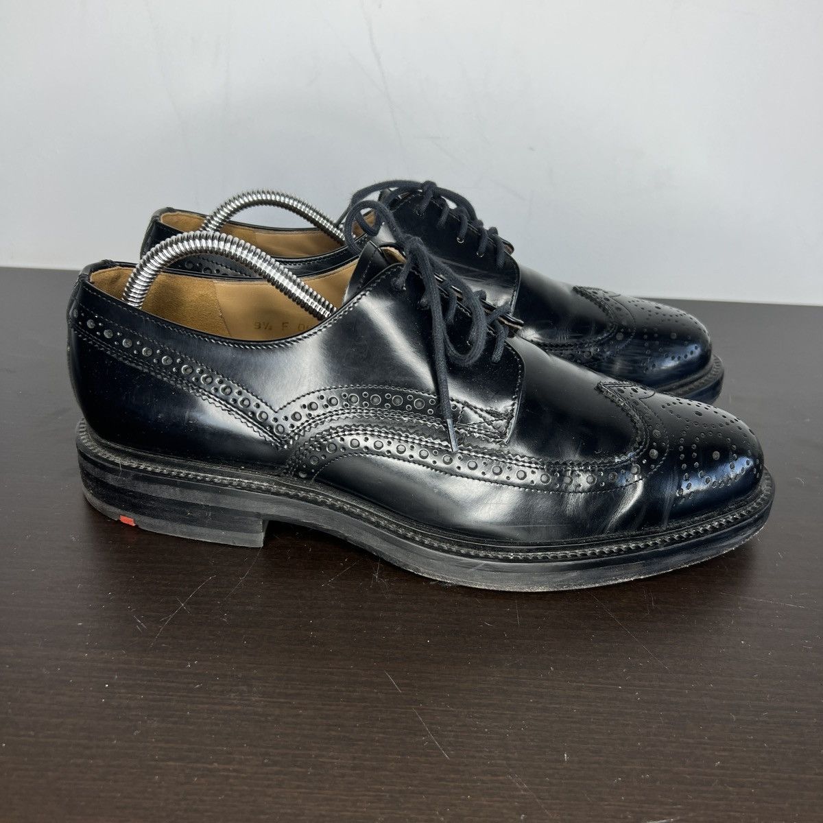Designer HENRY LLOYD BOURTON DERBY BROGUE BLACK LEATHER HUDSON SHOES Size US 10 / EU 43 - 4 Thumbnail