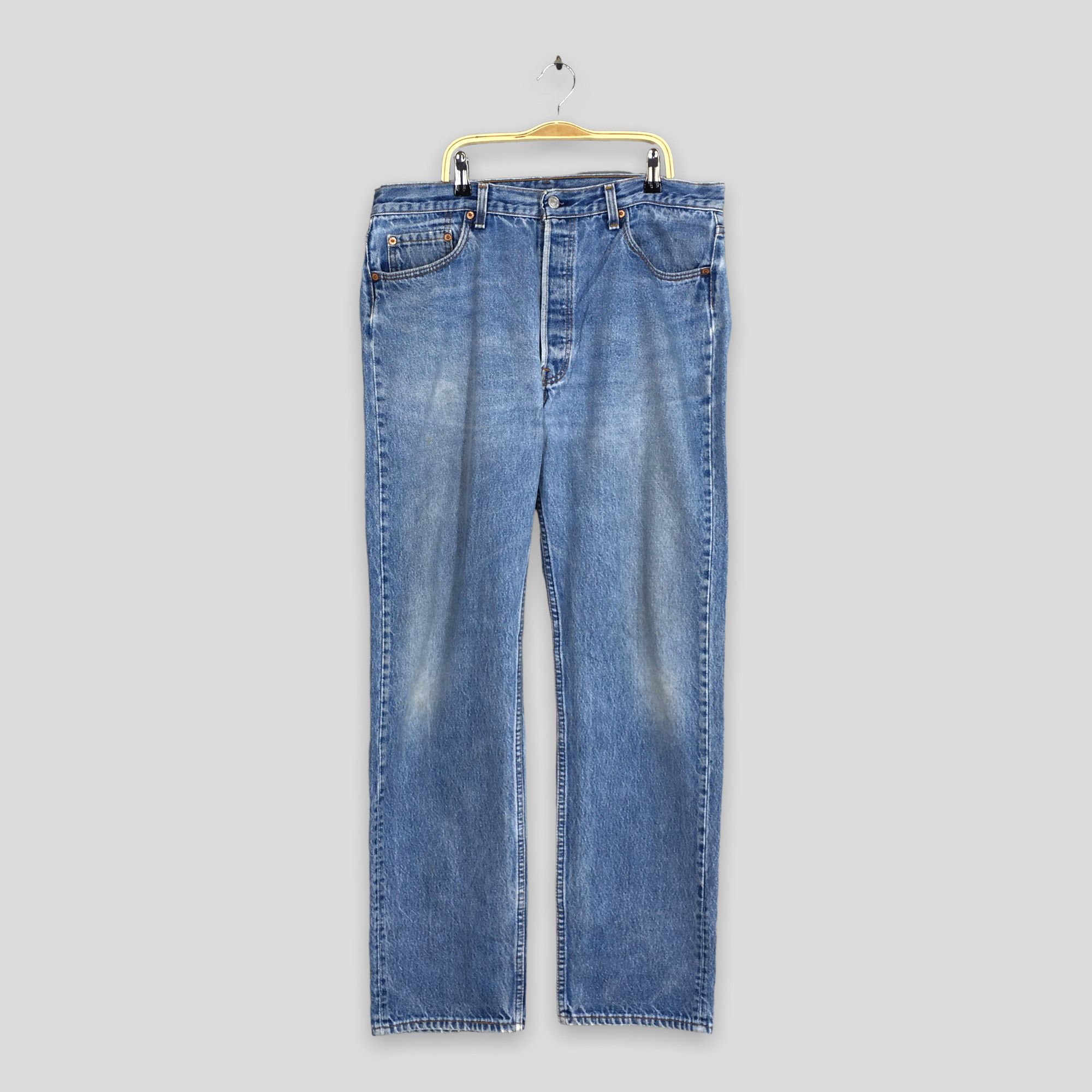 Size 35x32.5 Vintage 90s Levi's 501 Men's Blue Jeans