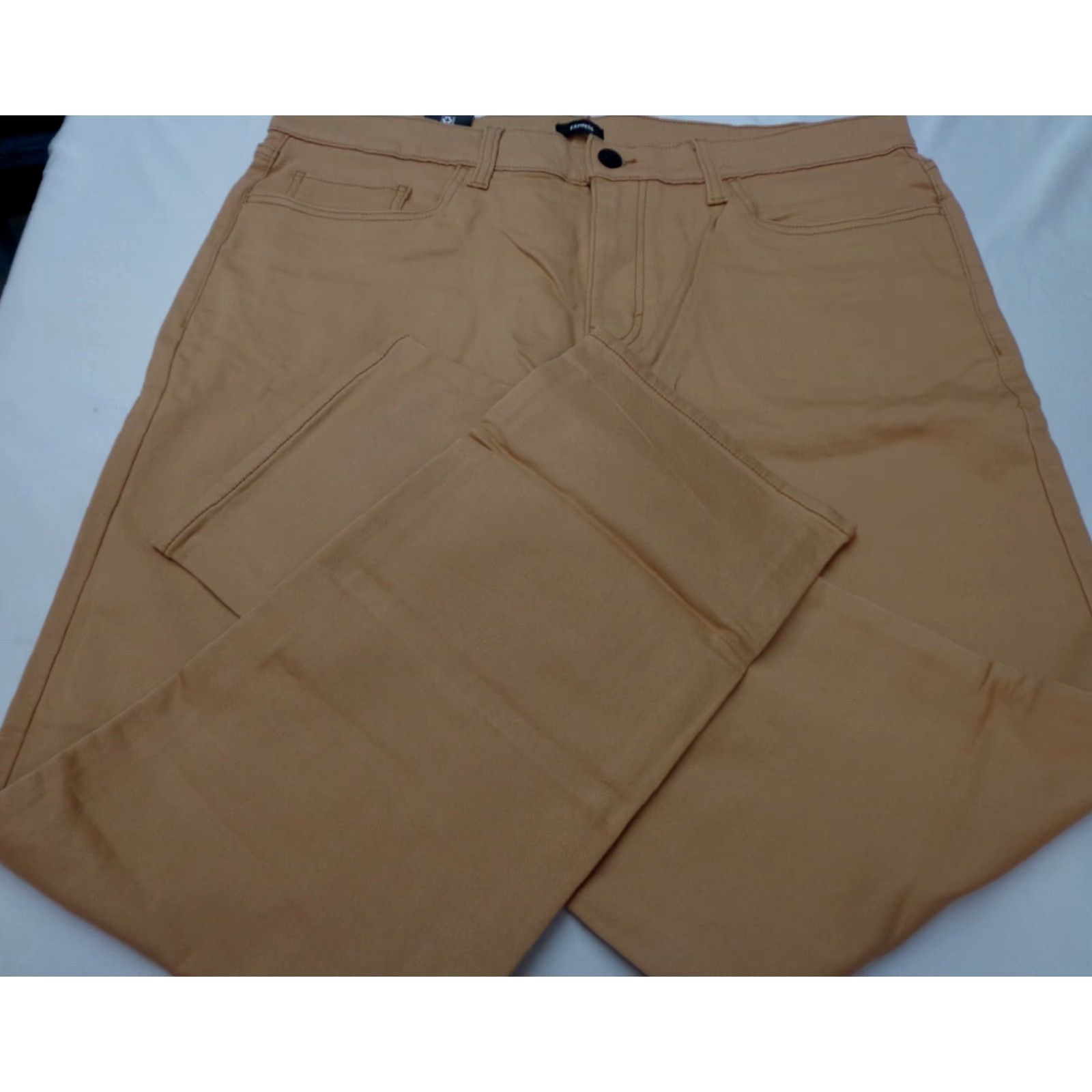 Express **NEW Express Men's Slim Fit Brown Chino Pants Size 38** User: NEW Express Men's Slim Fit Brown Chino Pants Size 38 Inseam 30 Size US 38 / EU 54 - 4 Thumbnail
