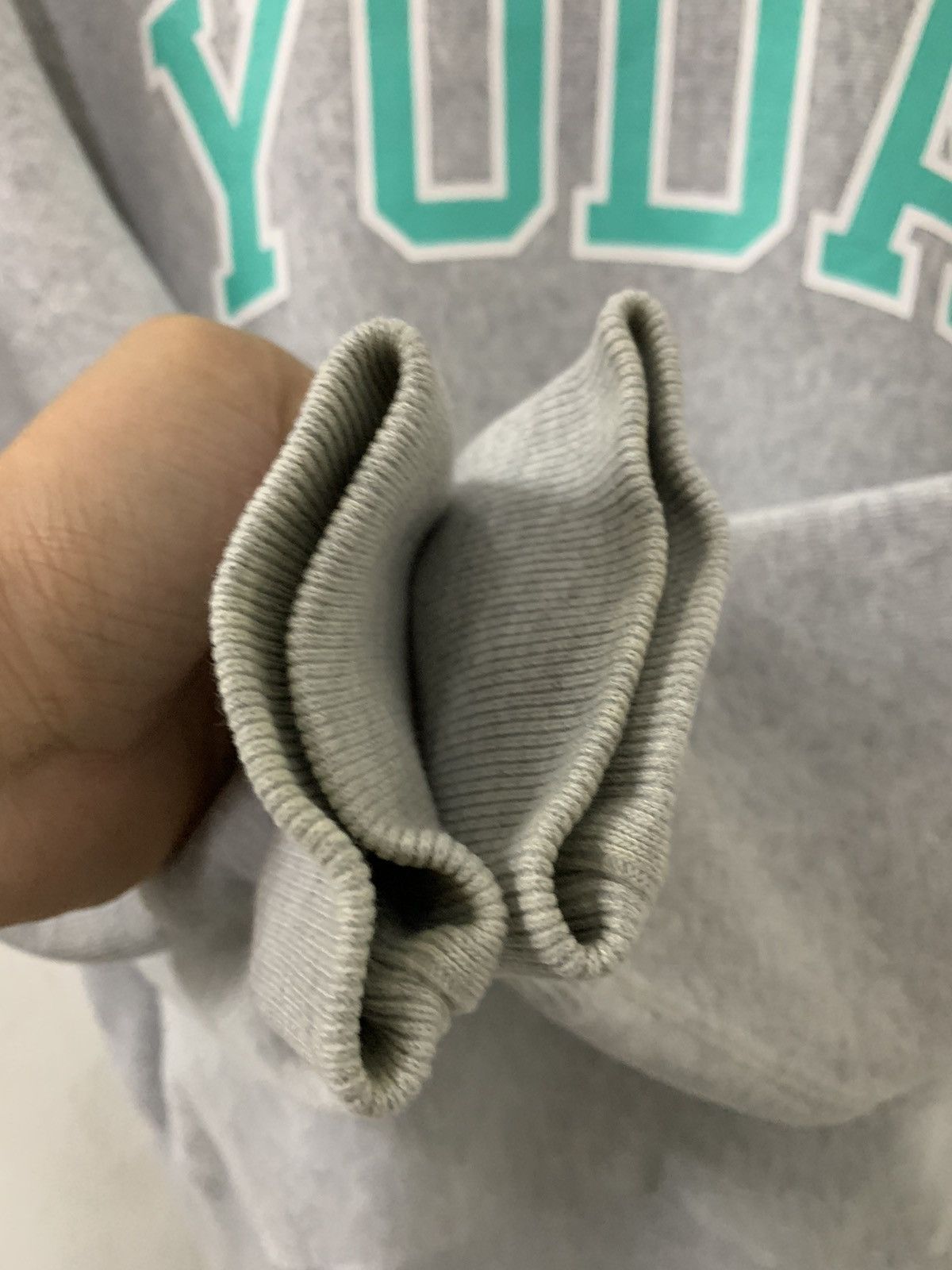 Champion Champion Reverse Weave Yoda Sweatshirt Size M / US 6-8 / IT 42-44 - 8 Thumbnail