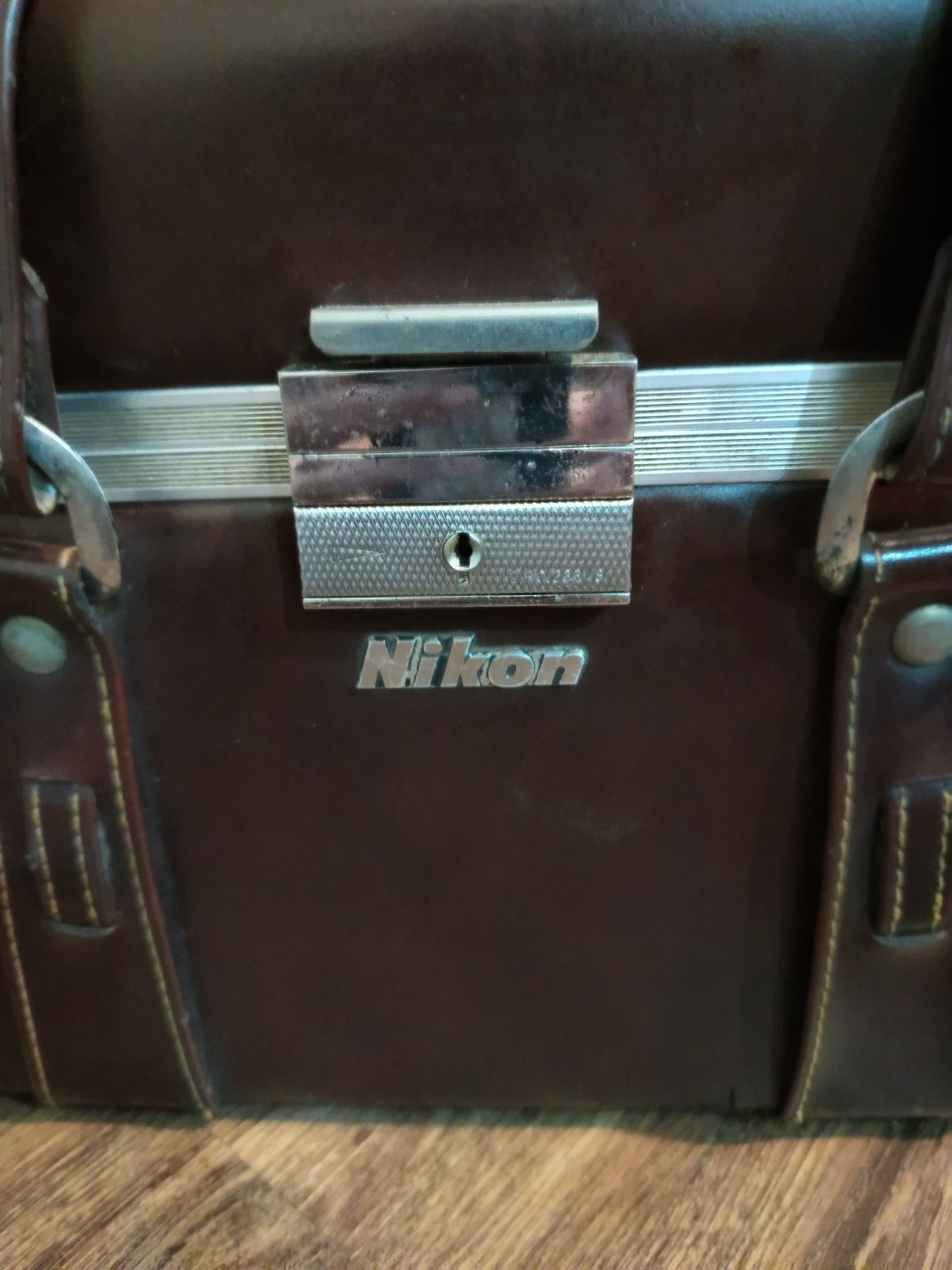 Nikon 1960s Nikon Leather Camera Case Size ONE SIZE - 16 Thumbnail
