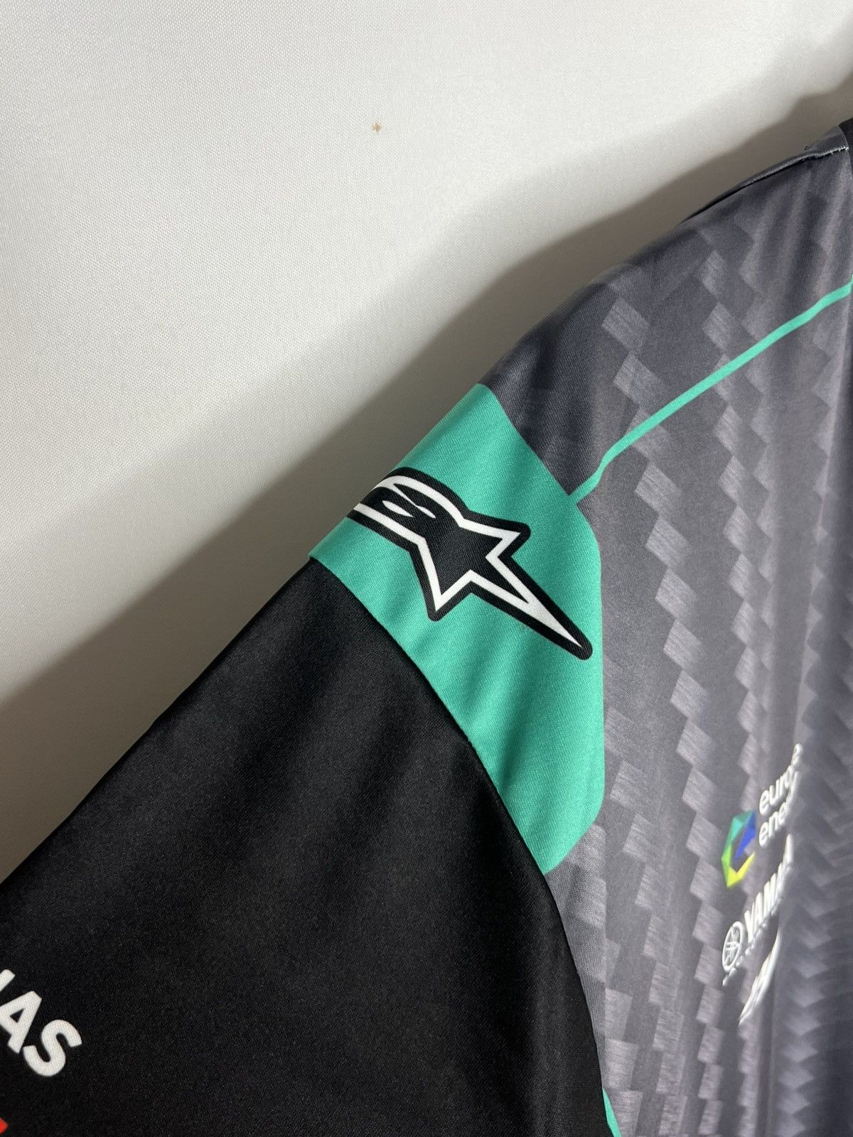 Mercedes-Benz Petronas Yamaha Big Logo Racing Tee T-Shirt F1 Team Sponsors Size US XXL / EU 58 / 5 - 7 Thumbnail
