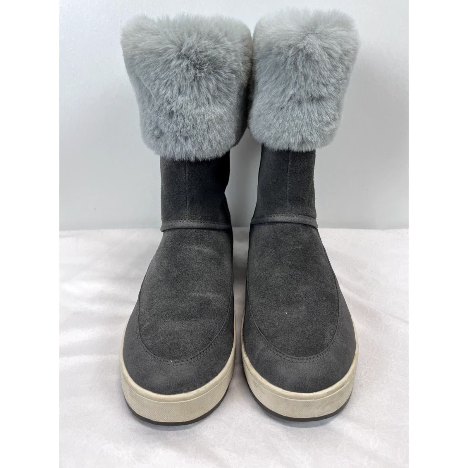 Vintage Koolaburra by Ugg Boots Boots Women Size 9 Gray Suede Shearling VGUC Women’s Size US 9 / IT 39 - 3 Thumbnail