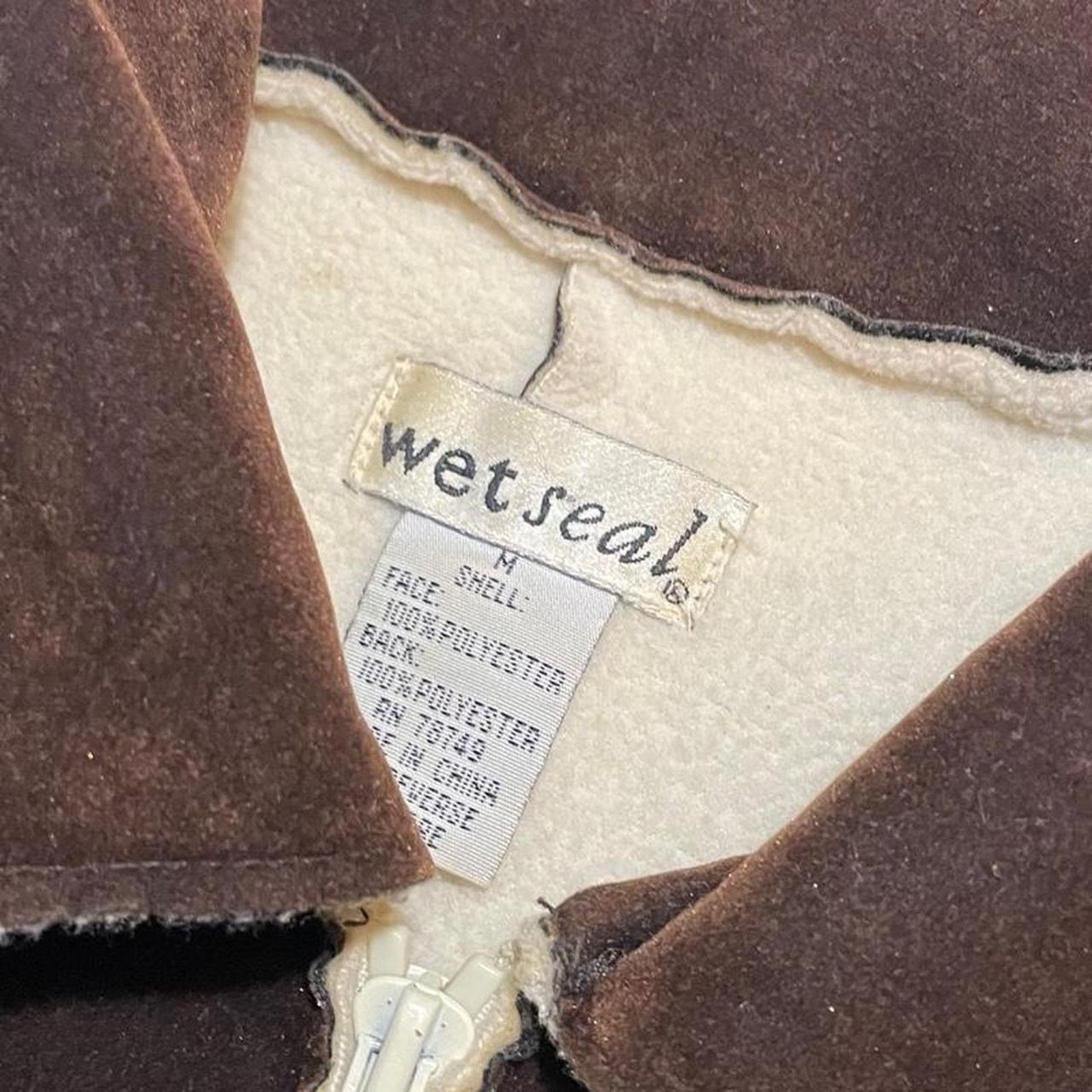 Vintage Y2k wet seal brown velvet jacket with sherpa lining sz M Size M / US 6-8 / IT 42-44 - 2 Thumbnail