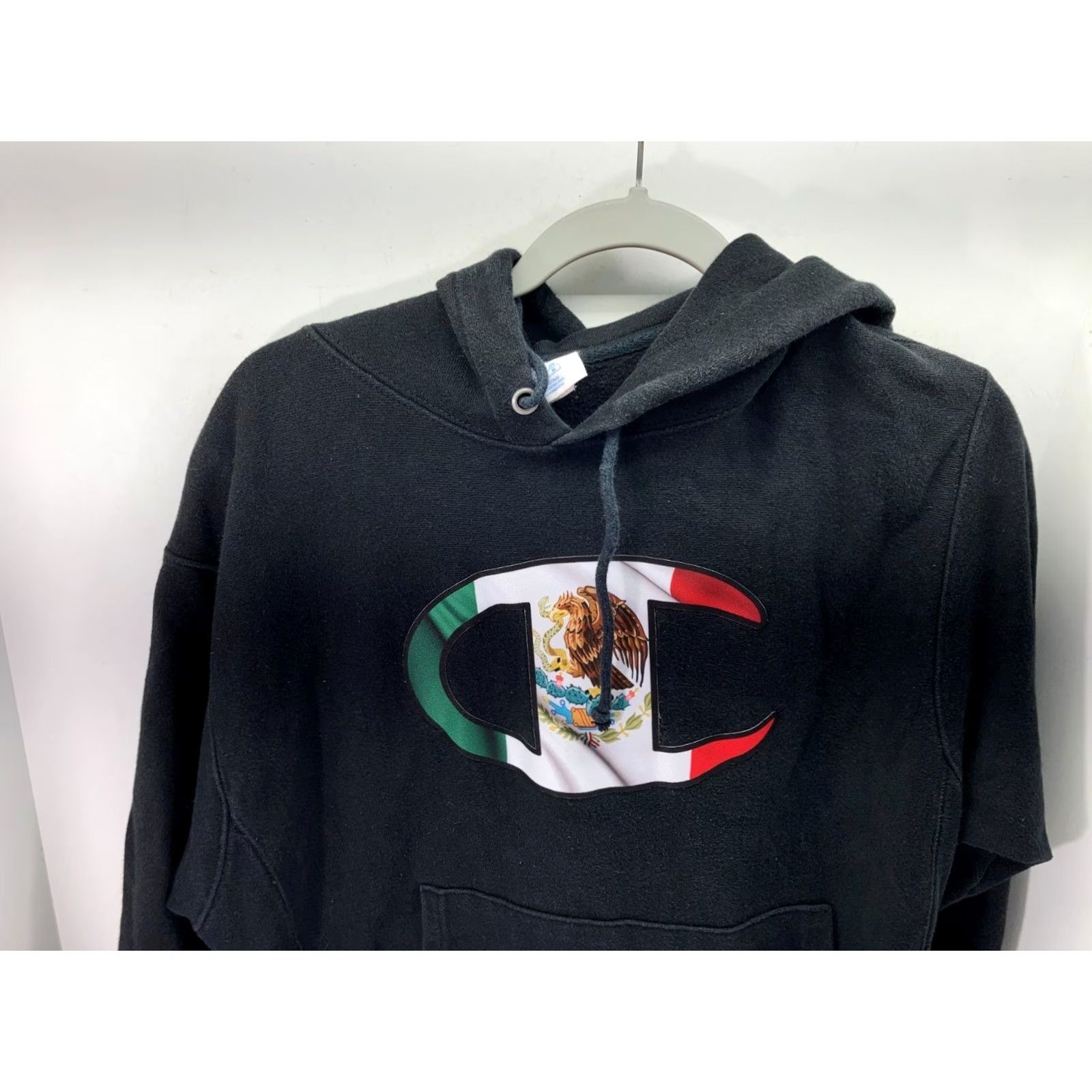 Champion VINTAGE Champion Reverse Weave Sweatshirt Mens M Black Hooded Pullover Mexico Flag Logo Size US M / EU 48-50 / 2 - 4 Thumbnail