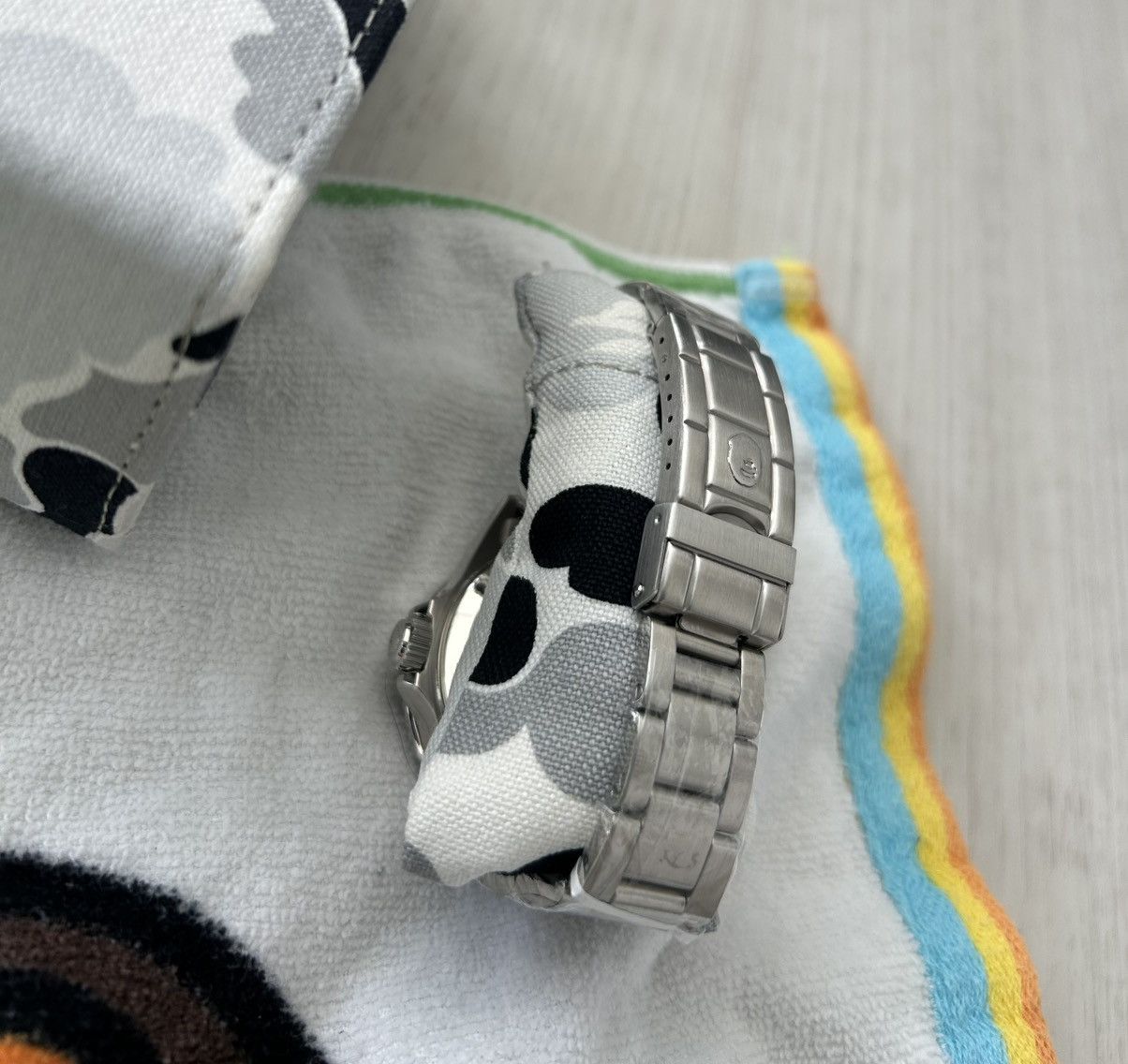 Bape RARE OG A BATHING APE BIG FACE SILVER BAPEX Size ONE SIZE - 4 Thumbnail