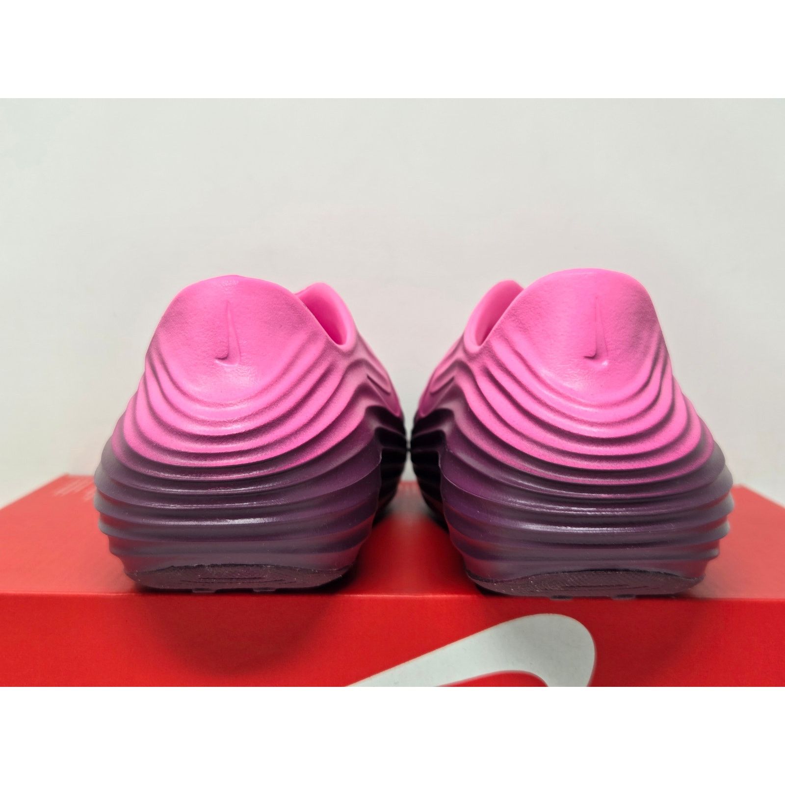 Nike DS Nike ReactX Rejuven8 WMNS PINK SPELL HV5062-603 Size US 6 / EU 39 - 4 Thumbnail