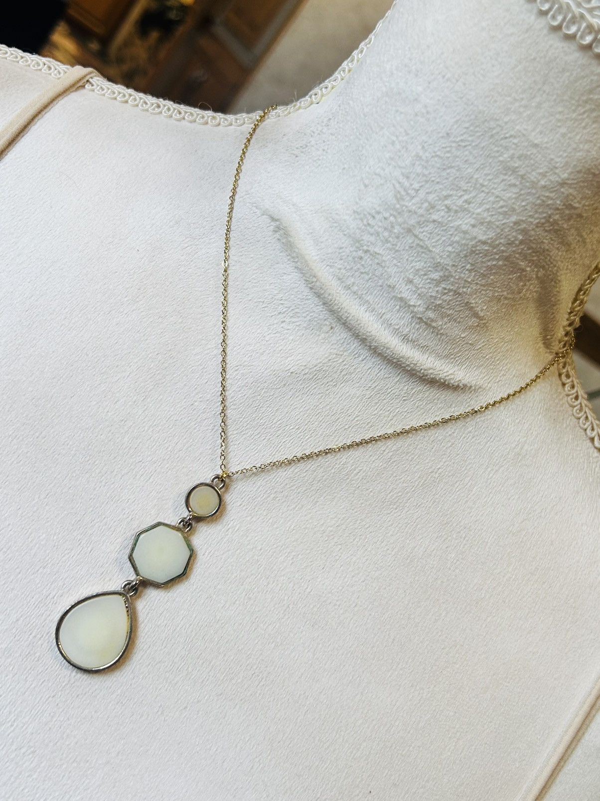 Handmade Handcrafted vintage multi shape resin disc pendant necklace Size ONE SIZE - 1 Thumbnail