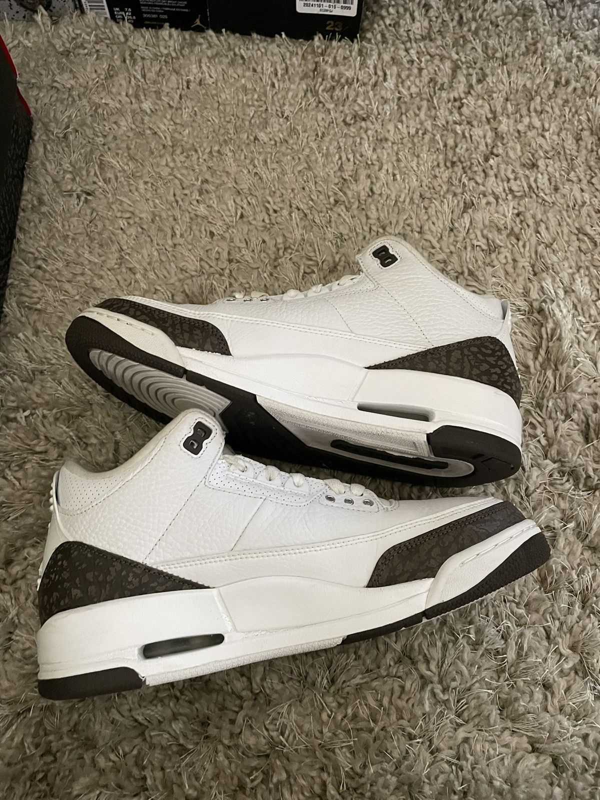 Jordan Brand Jordan 3 Mocha sz 8.5 Size US 8.5 / EU 41-42 - 3 Thumbnail