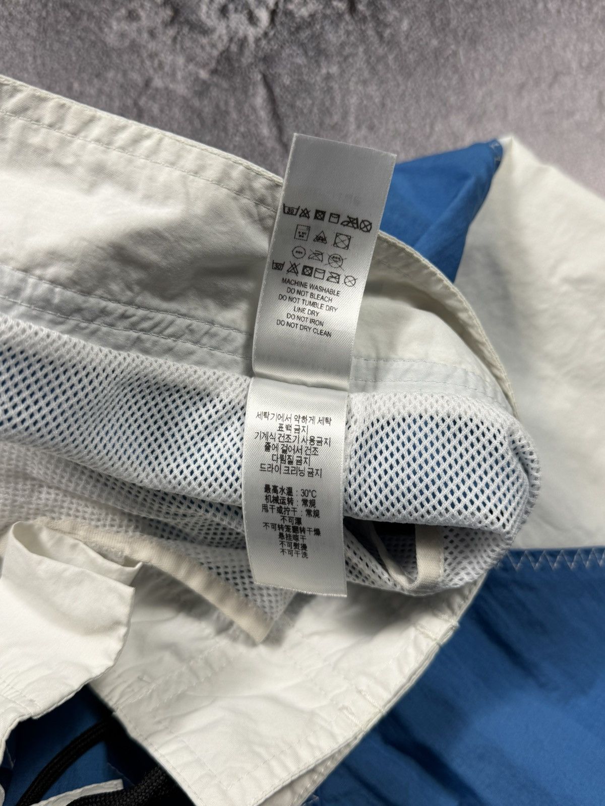 Burberry Burberry Sport Color-Block Board Shorts — Made in Italy Size US 34 / EU 50 - 4 Thumbnail
