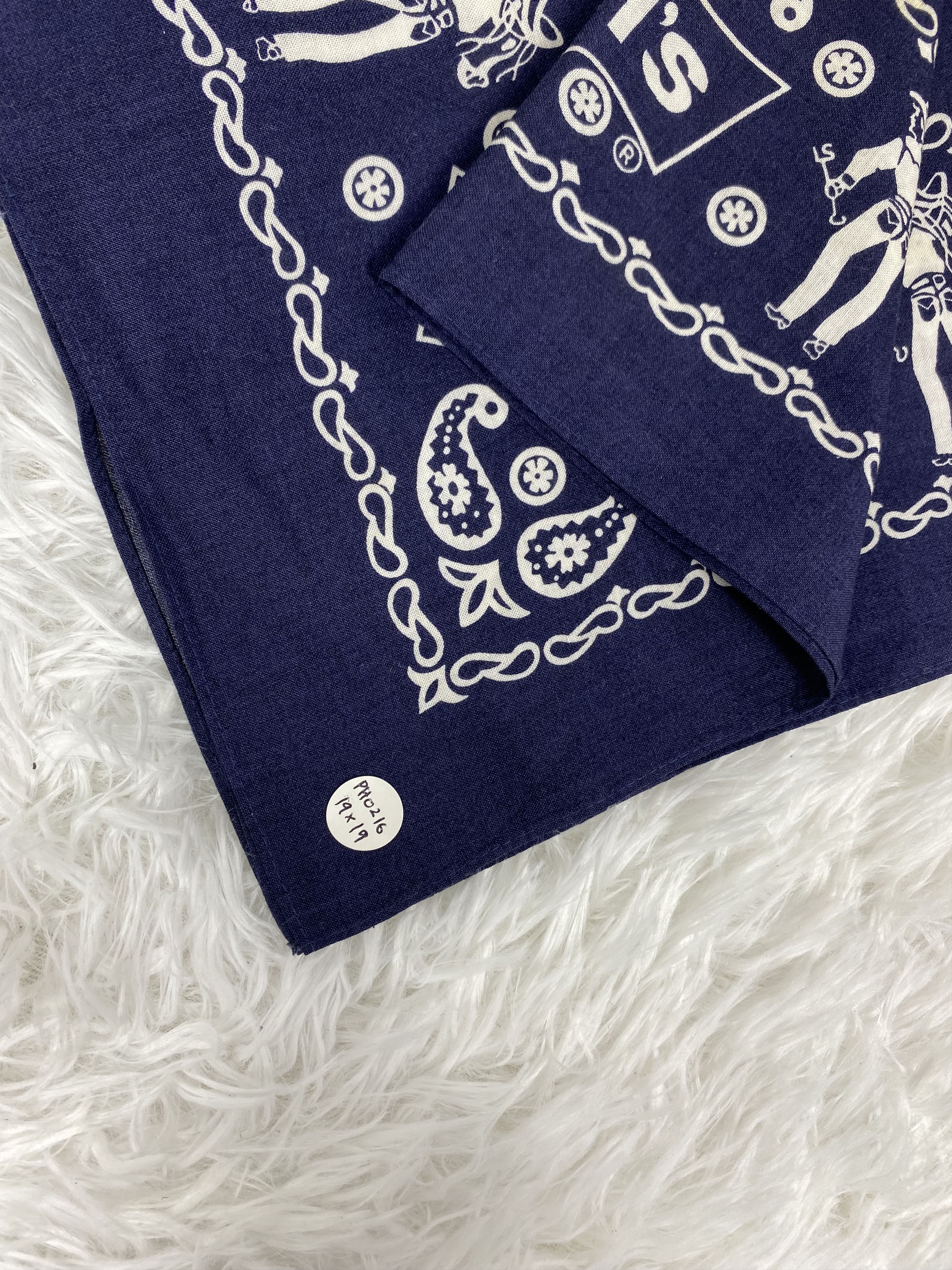 Levi's Vintage Levi's Bandana Handkerchief Neckerchief PH0216 Size ONE SIZE - 2 Thumbnail