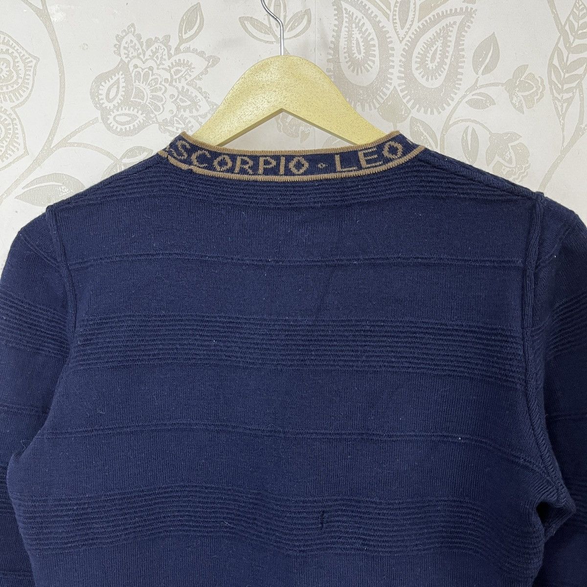 Fendi × Vintage Distressed FENDI Ripped Vintage Knitwear Sweater Size US S / EU 44-46 / 1 - 24 Thumbnail
