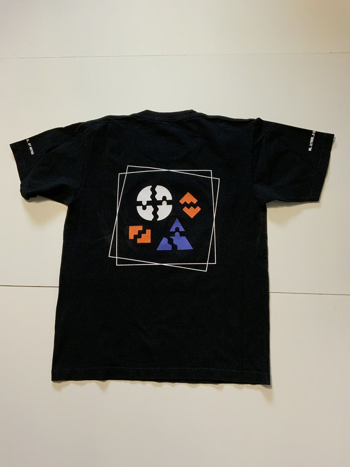 Other Hollywood Is My Mother World Puzzle Lauren Baker T-Shirt Size US S / EU 44-46 / 1 - 1 Thumbnail
