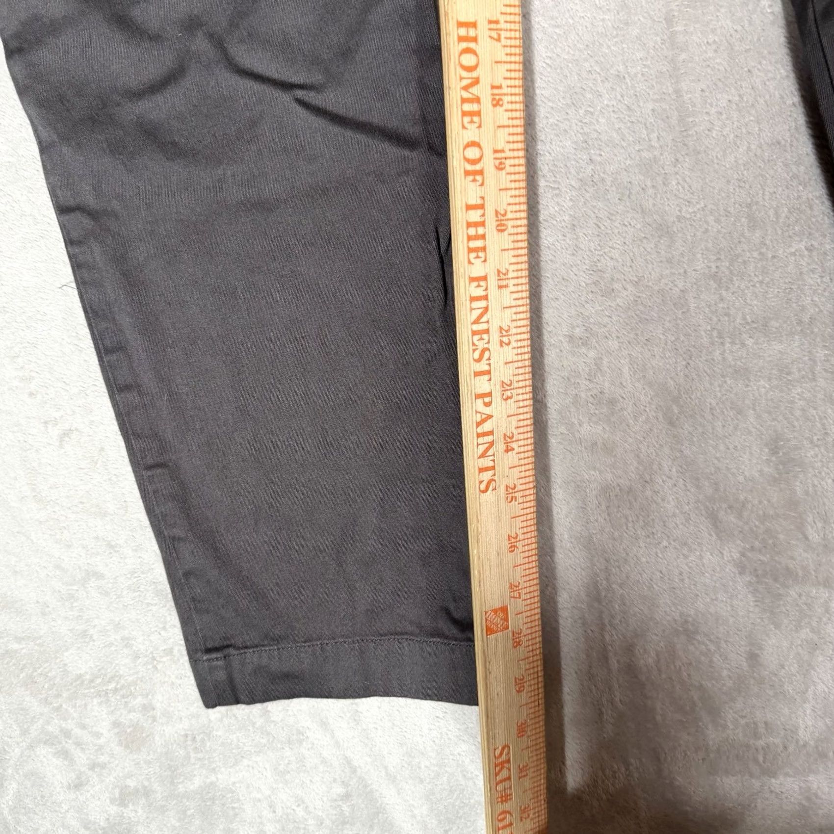 J.Crew J Crew Mens Pants Gray 31x30 Straight Cotton Twill Broken In Chino Size US 31 - 7 Thumbnail