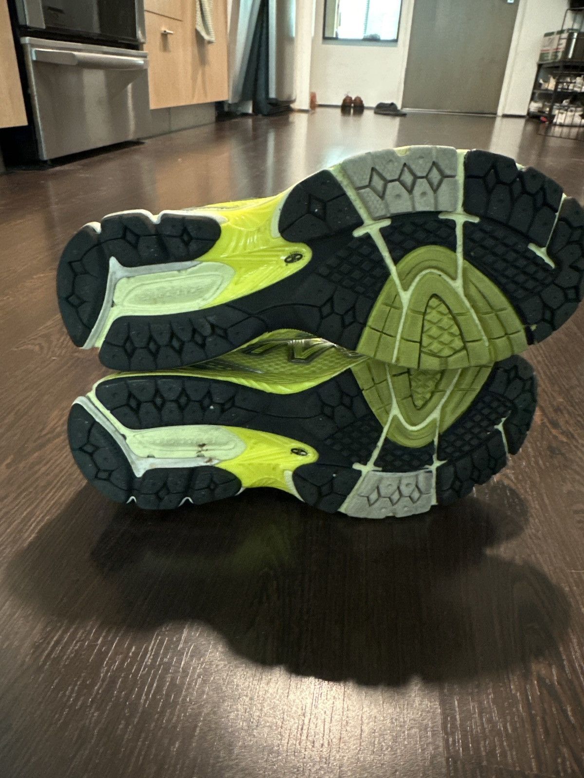 Aime Leon Dore × New Balance ALD 8660V2 Neon Size US 9 / EU 42 - 2 Thumbnail