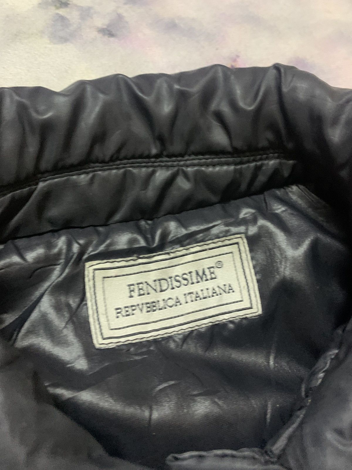 Fendi FENDISSISME FENDI Thin Puffer Jacket Vintage Size US M / EU 48-50 / 2 - 7 Thumbnail
