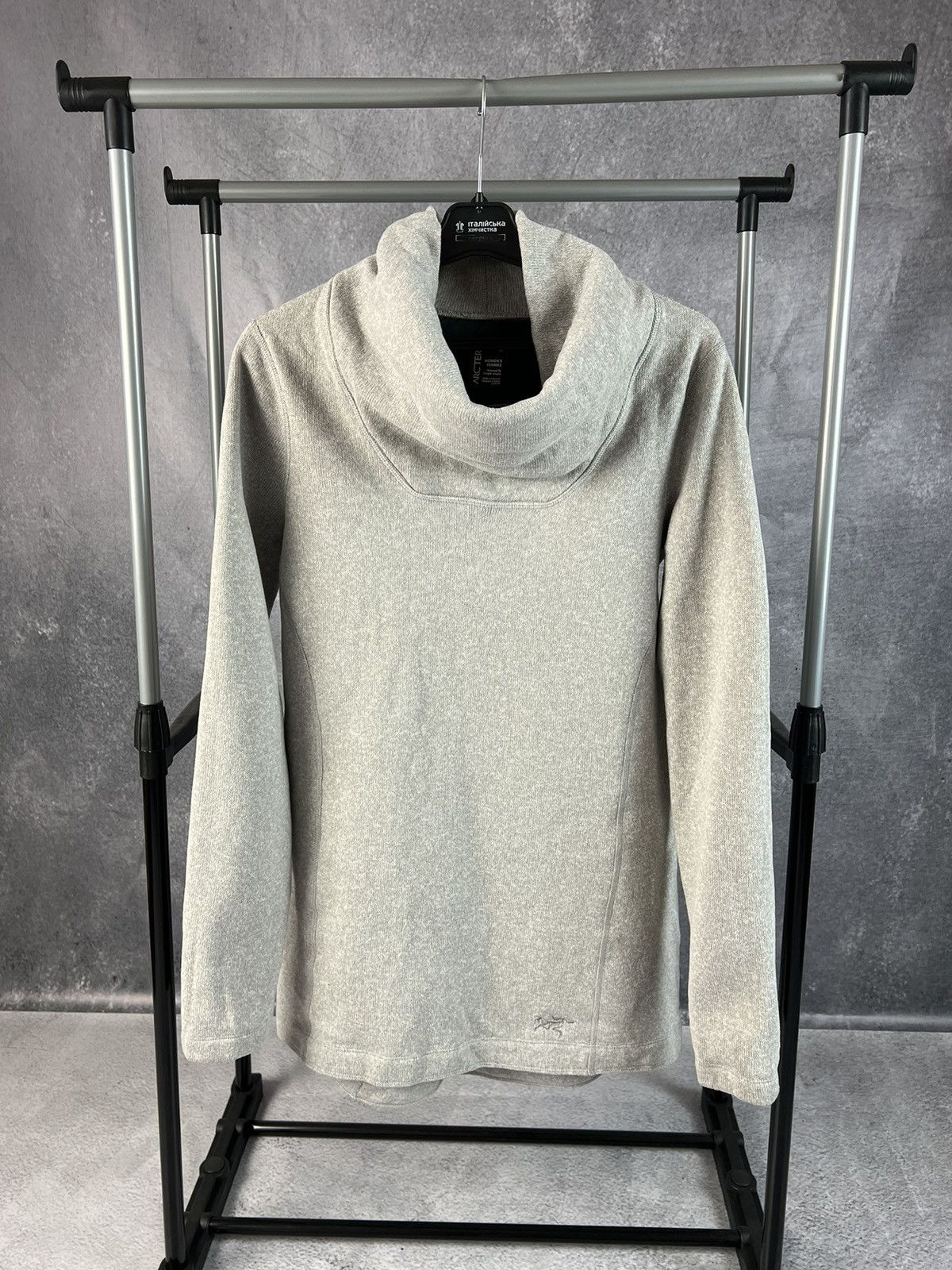 Arc'teryx Arc’teryx ladies outdoor jumper sweater Size L / US 10 / IT 46 - 1 Thumbnail
