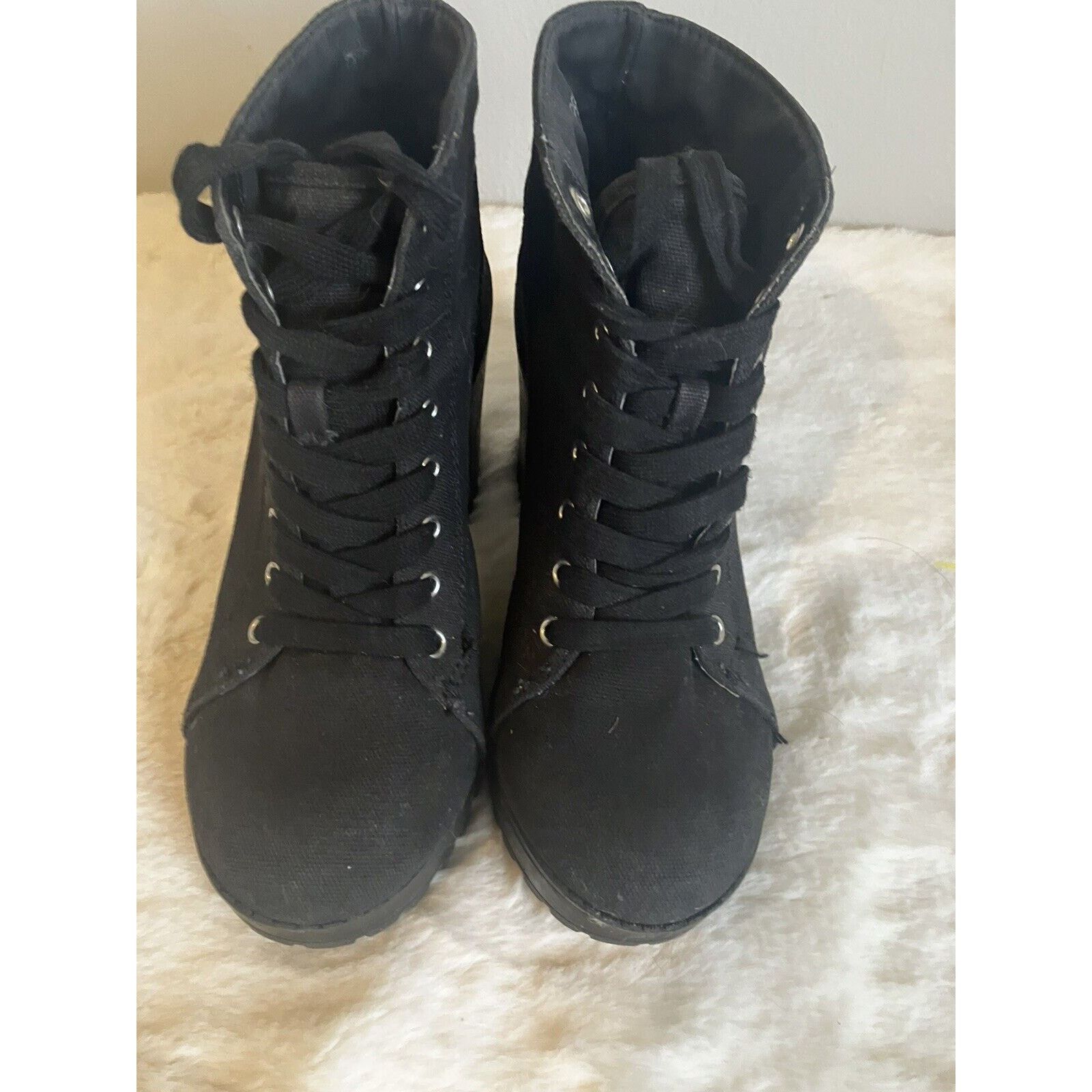 Divided DIVIDED H&M Women's Black Chunky Heel Ankle Booties Sz 7 Size US 7 / IT 37 - 1 Thumbnail