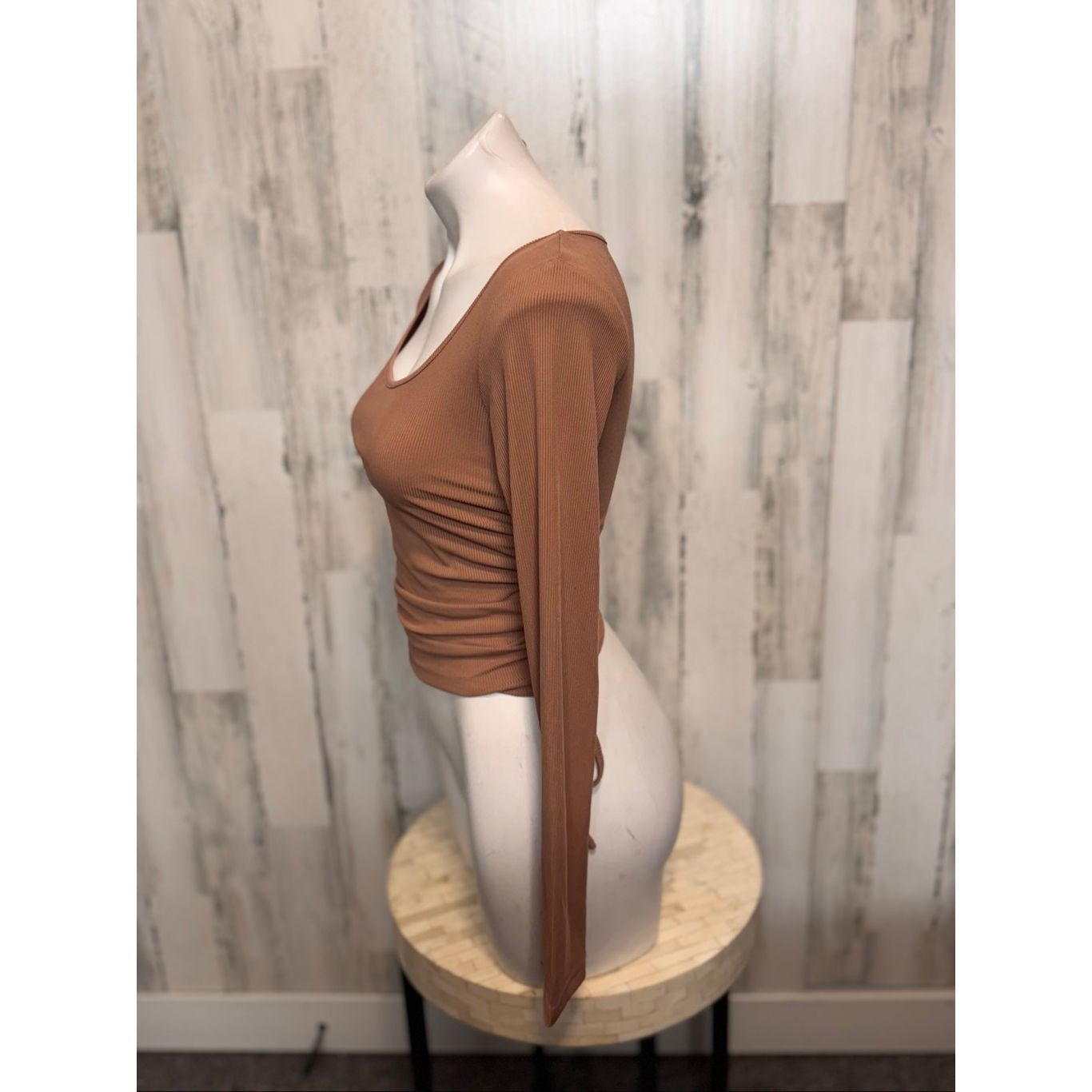 Other Brown Long Sleeve Ruched Side Top – Size M Size M / US 6-8 / IT 42-44 - 3 Thumbnail