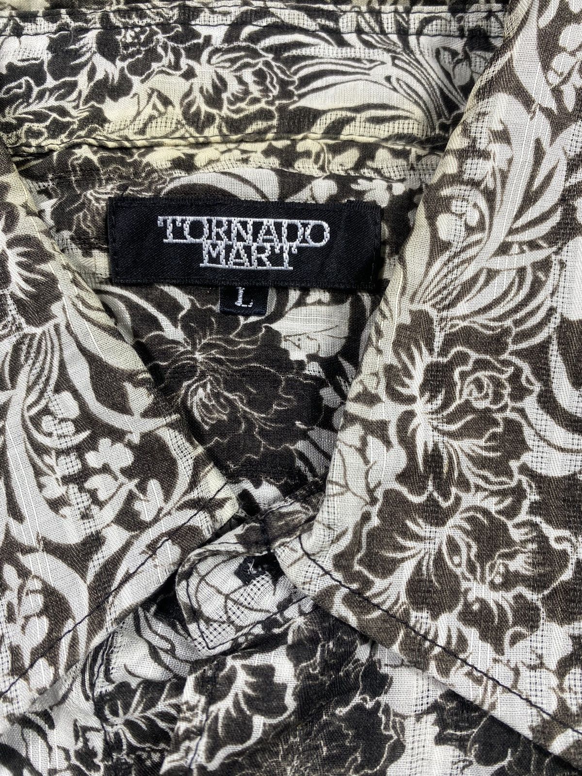 Tornado Mart Japanese Tornado Mart flower full print short slevee Size US M / EU 48-50 / 2 - 5 Thumbnail