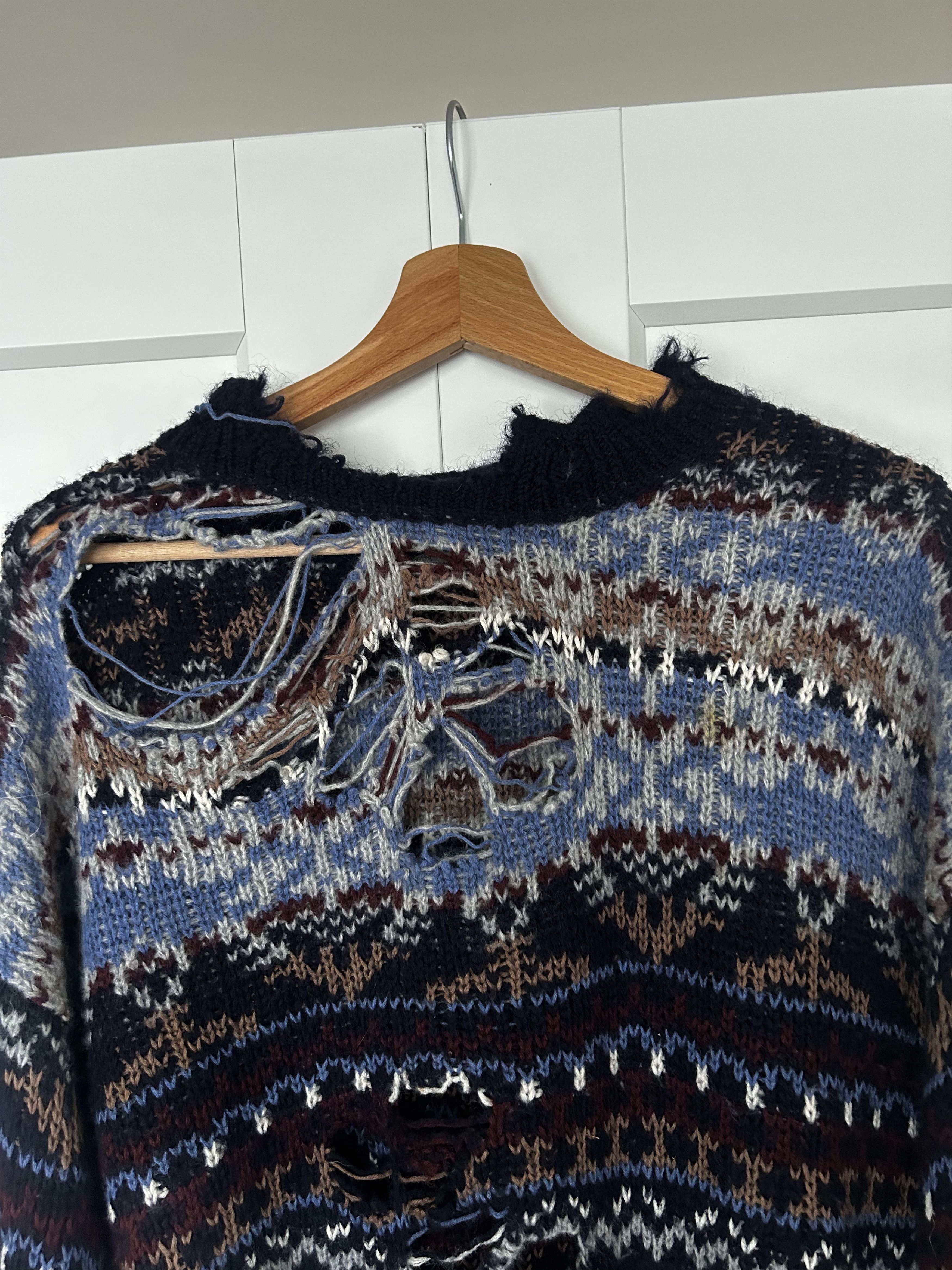 Balenciaga Balenciaga ripped Christmas jumper Size US XXL / EU 58 / 5 - 7 Thumbnail