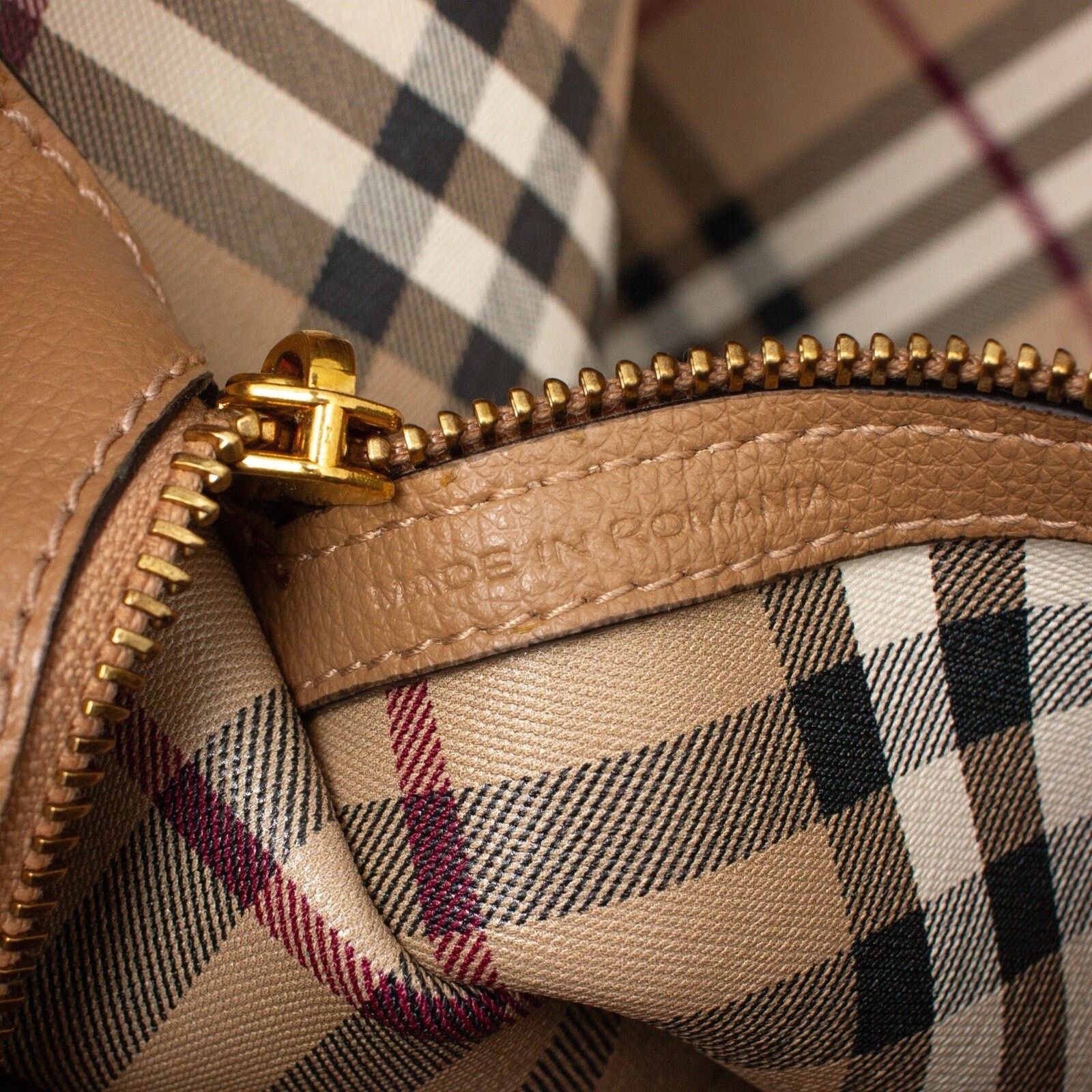 Burberry 1.8k$ Burberry Camel XL Leather Haymarket Check Tote Bag Size ONE SIZE - 17 Thumbnail