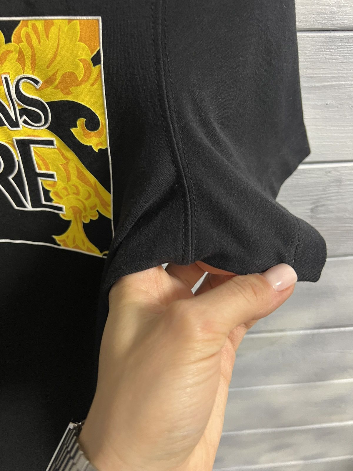 Versace Jeans Couture Rare Luxury T-Shirt Versace Jeans Couture Big Logo Size M / US 6-8 / IT 42-44 - 3 Thumbnail