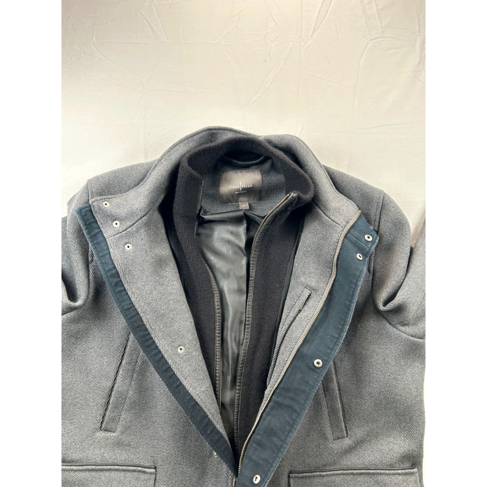 Cole Haan **Cole Haan Gray Wool Zip Up Overcoat Mens XL** User: Cole Haan Gray Wool Zip Up Overcoat Mens XL Size US XL / EU 56 / 4 - 5 Thumbnail