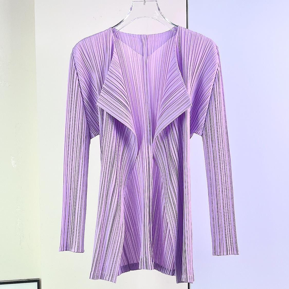 Pleats Please Issey Miyake Pleats Please Issey Miyake Purple Pleated Cardigan Size 3 Size M / US 6-8 / IT 42-44 - 1 Thumbnail