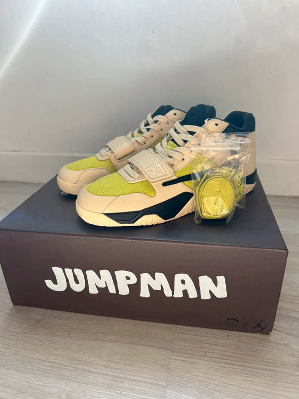 Jordan Brand Travis Scott x Jordan Jumpman Jack TR 'Bright Cactus' Size US 8.5 / EU 41-42 - 1 Thumbnail