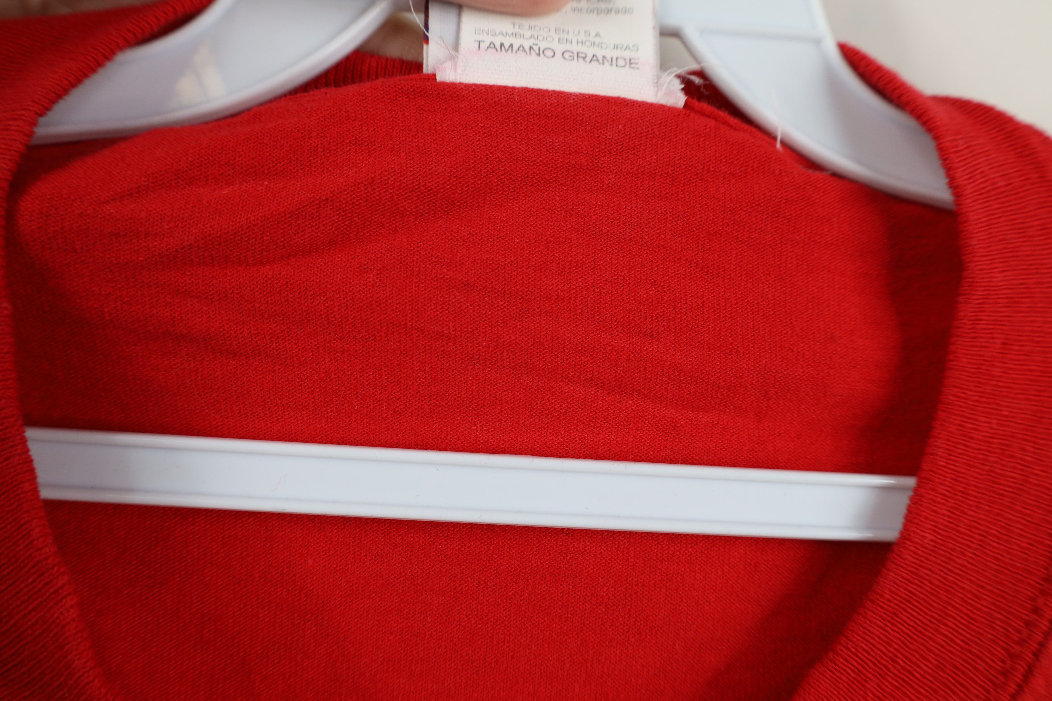Vintage Vintage Y2K 2004 Red Wings Hockey Short Sleeve T-Shirt Size US L / EU 52-54 / 3 - 11 Thumbnail